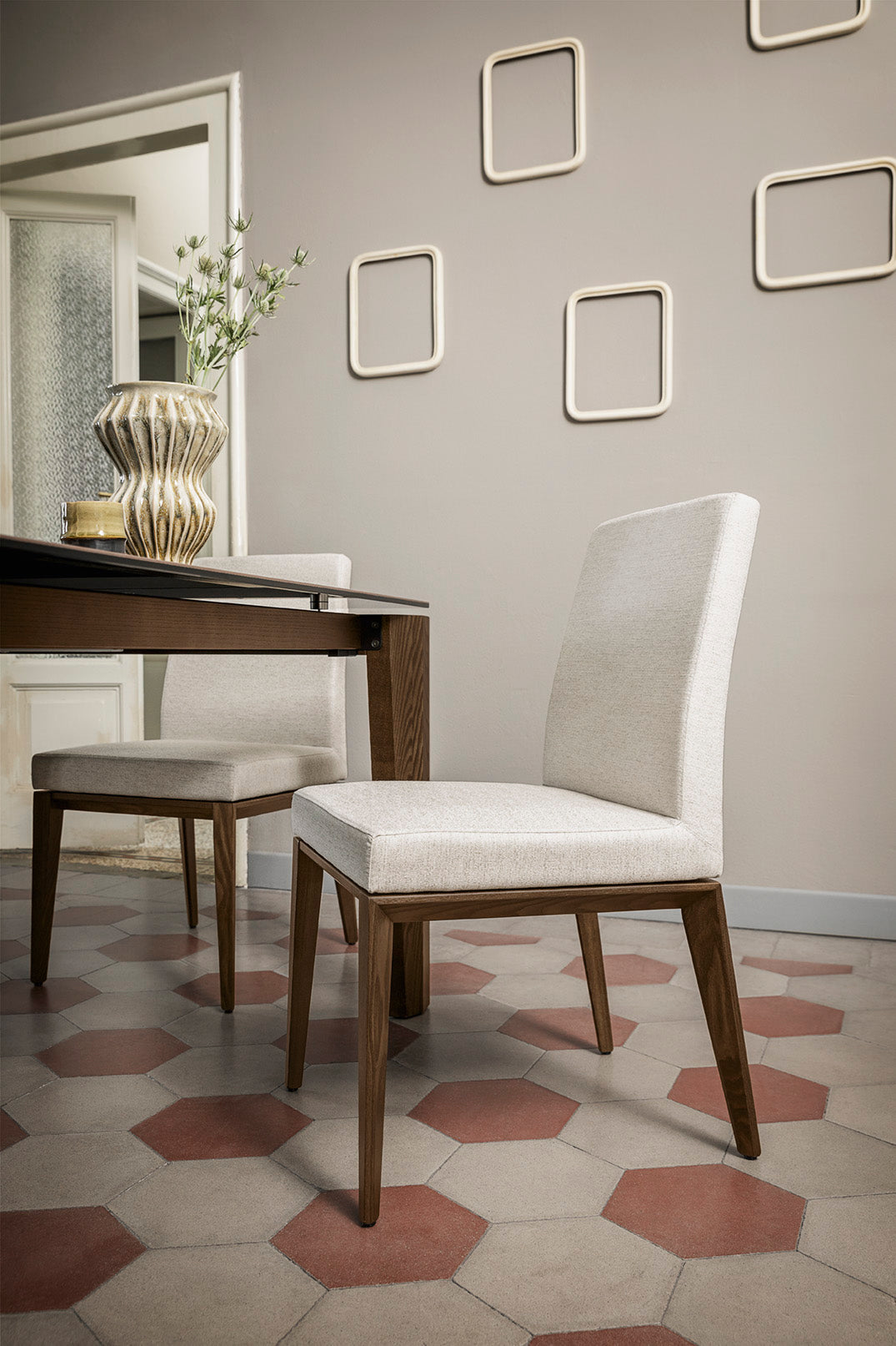 BESS LOW upholstered chair with graphite wooden base