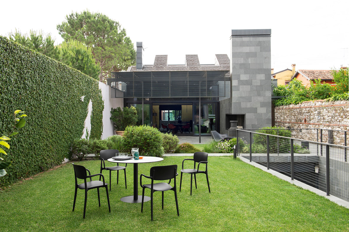 Sessel mit Armlehnen LIBERTY ziegelrot