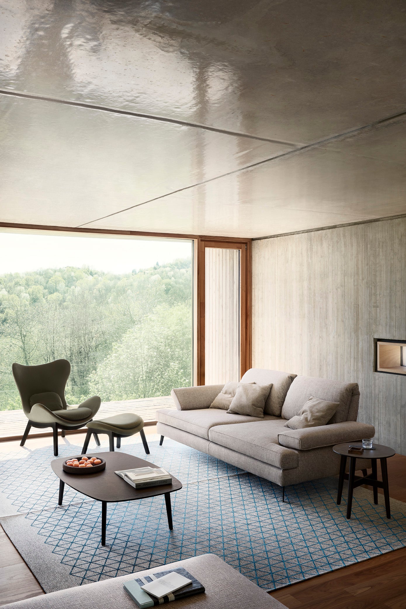 Polsterhocker LAZY mit schwarzem Holzgestell