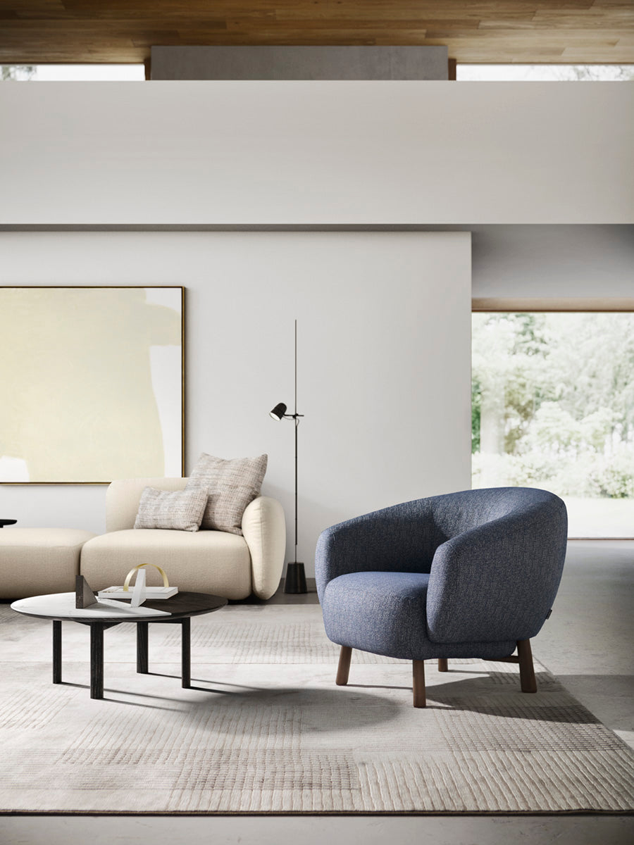 Sessel RIO gepolstert mit schwarzem Gestell