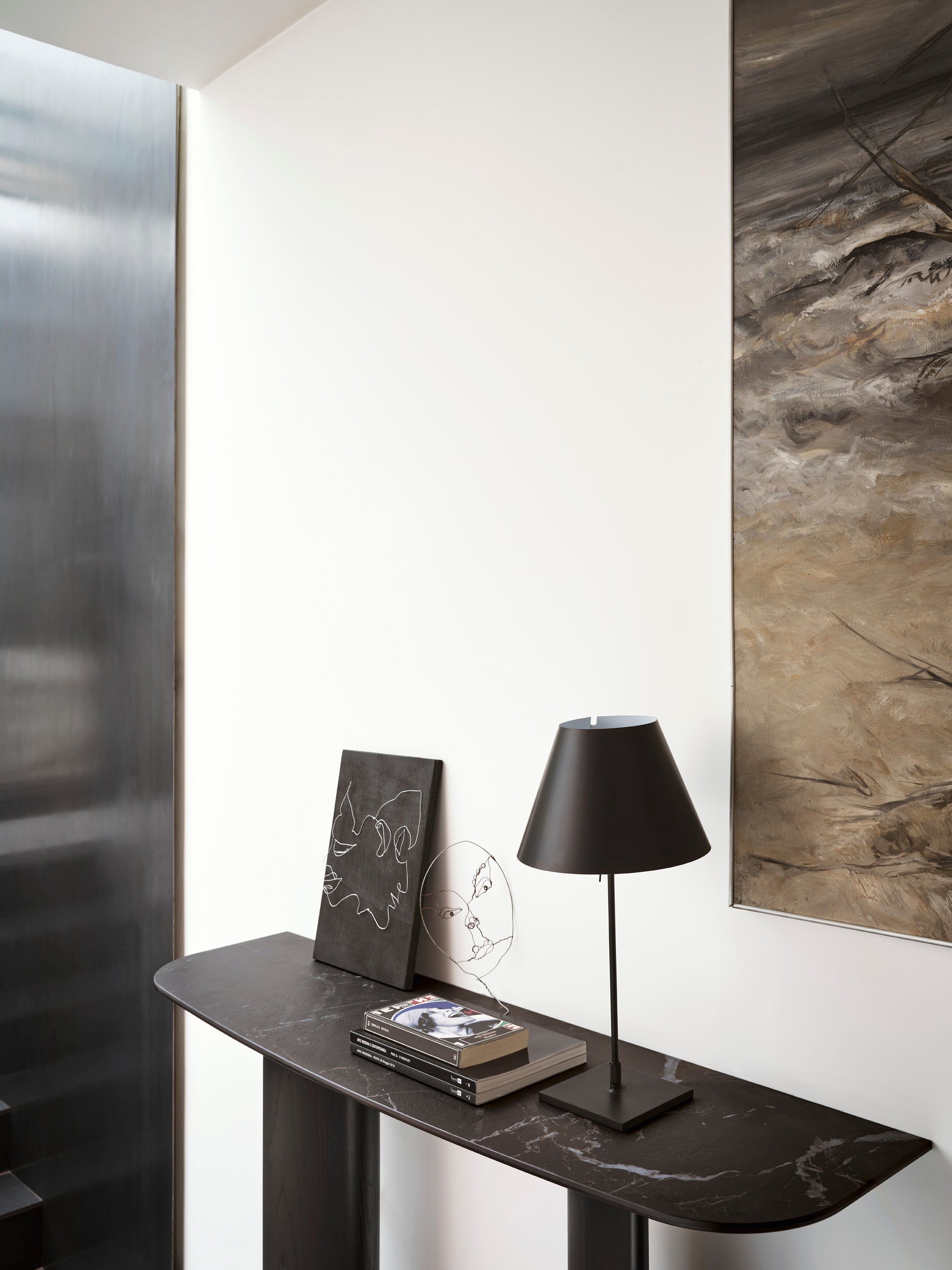SANDY Console Black Ceramic with Walnut Base