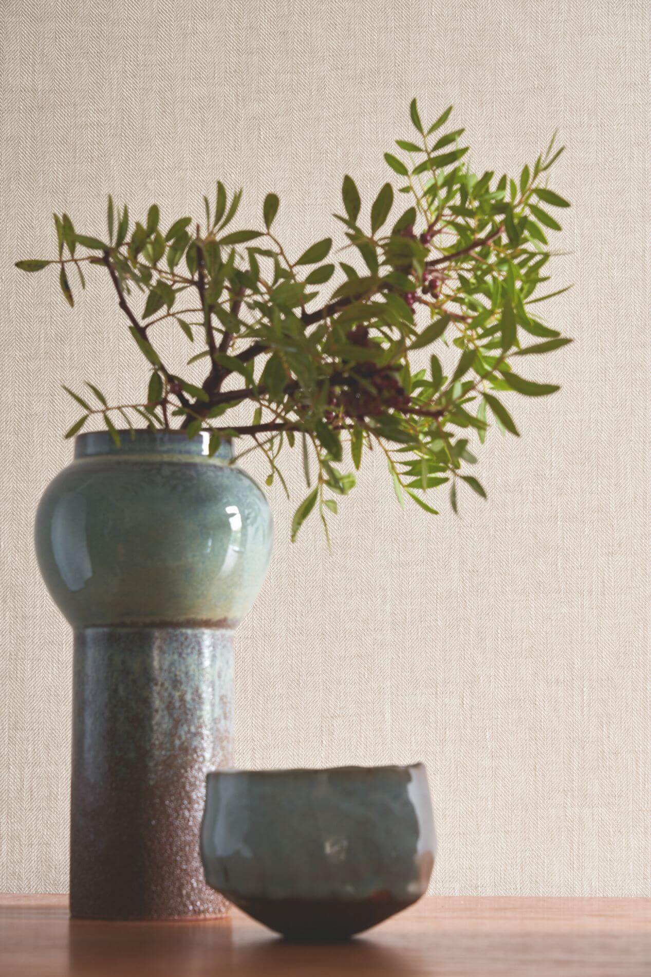 Strukturierte Textiltapete im Fischgrätmuster ELFE - IVORY Elfenbein