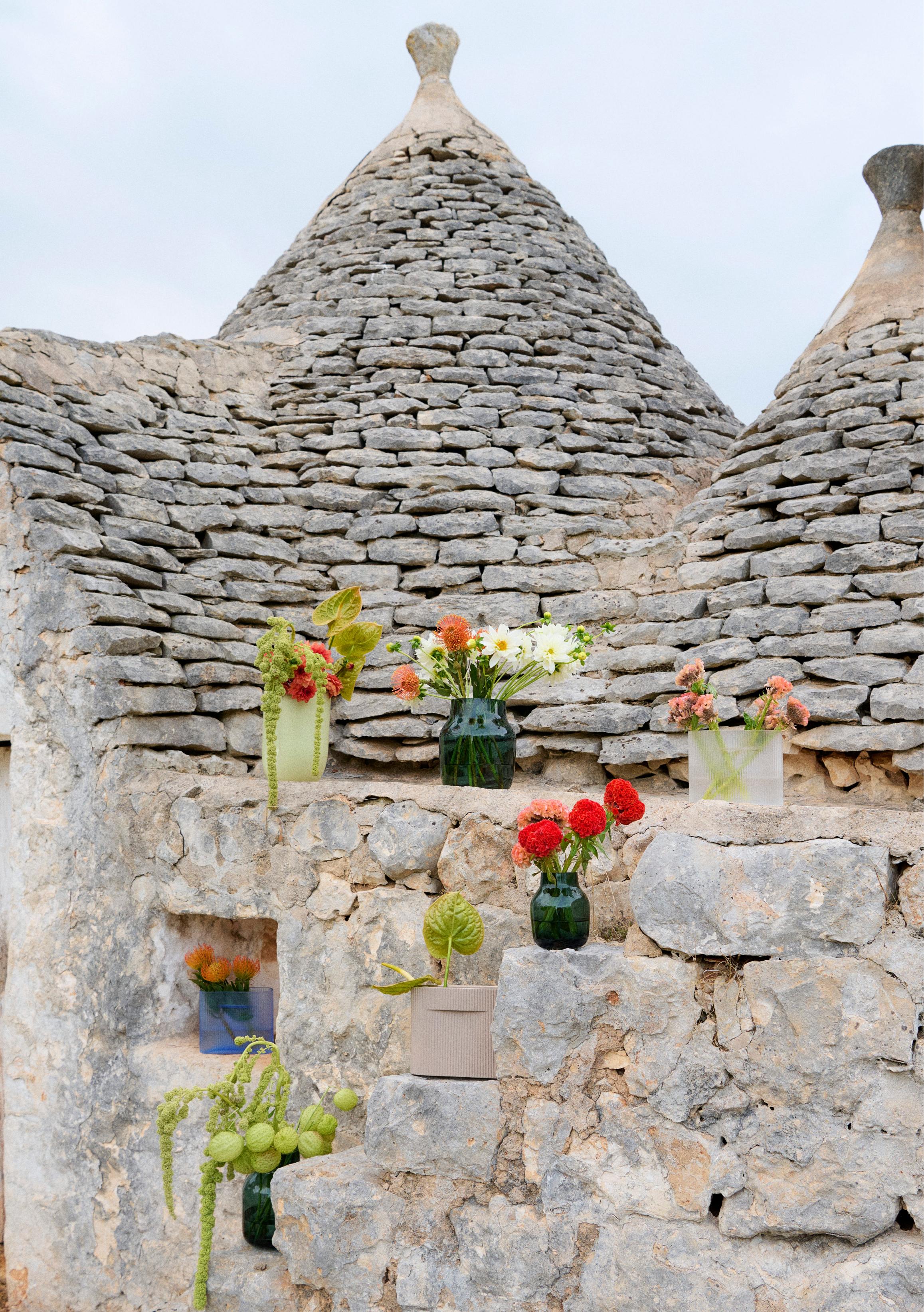 RIDGE beige ceramic vase