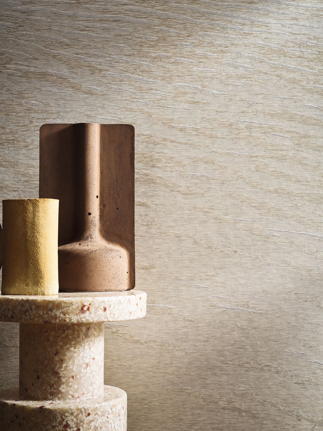 Mural tekstylny z motywem fal CÔME złoty