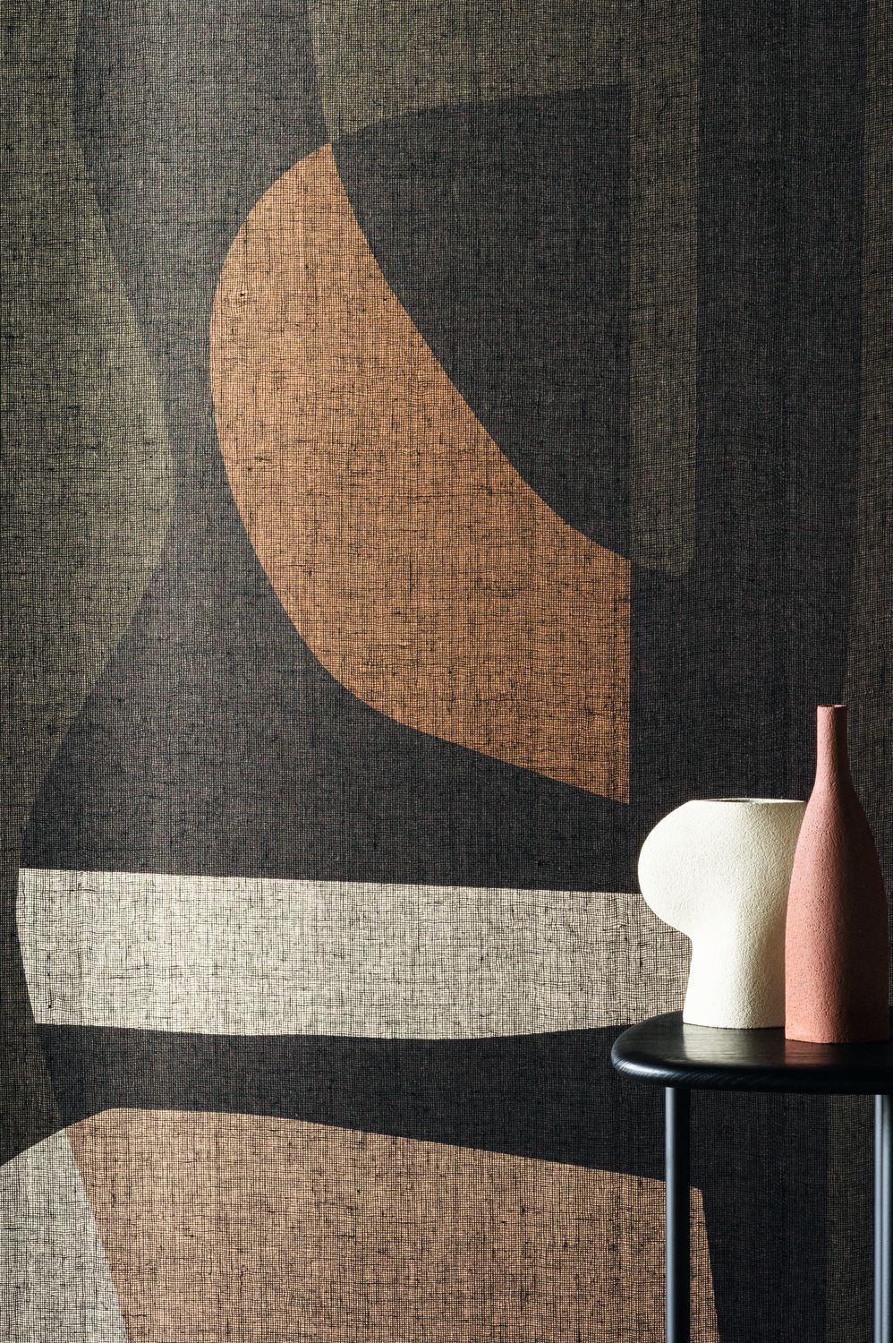 Textile mural with geometric pattern CONCORDANCE black with khaki