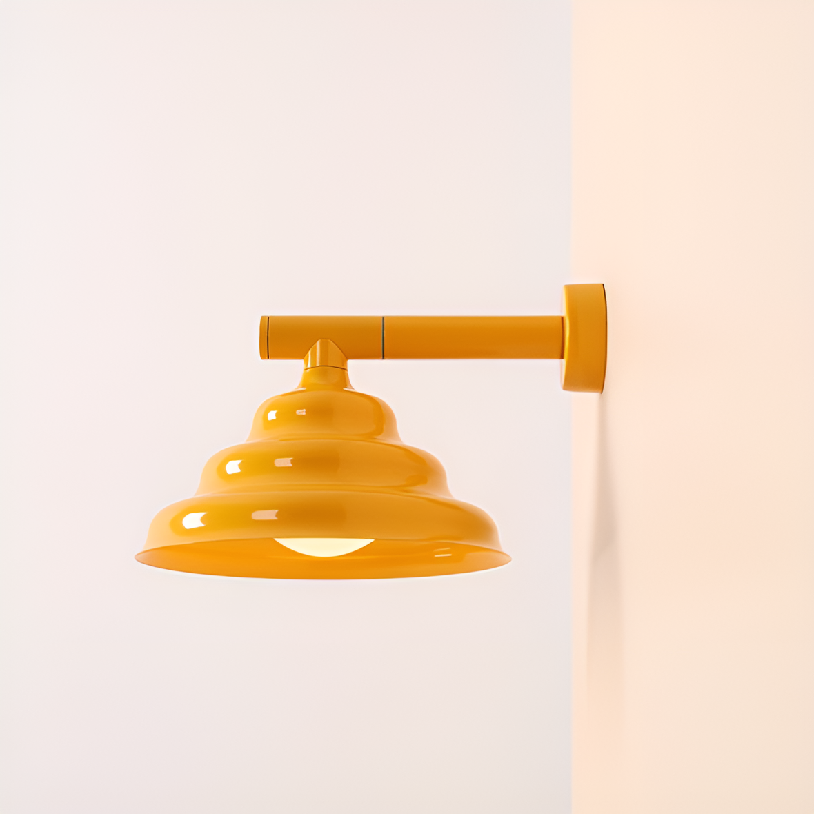 Yellow wave wall lamp