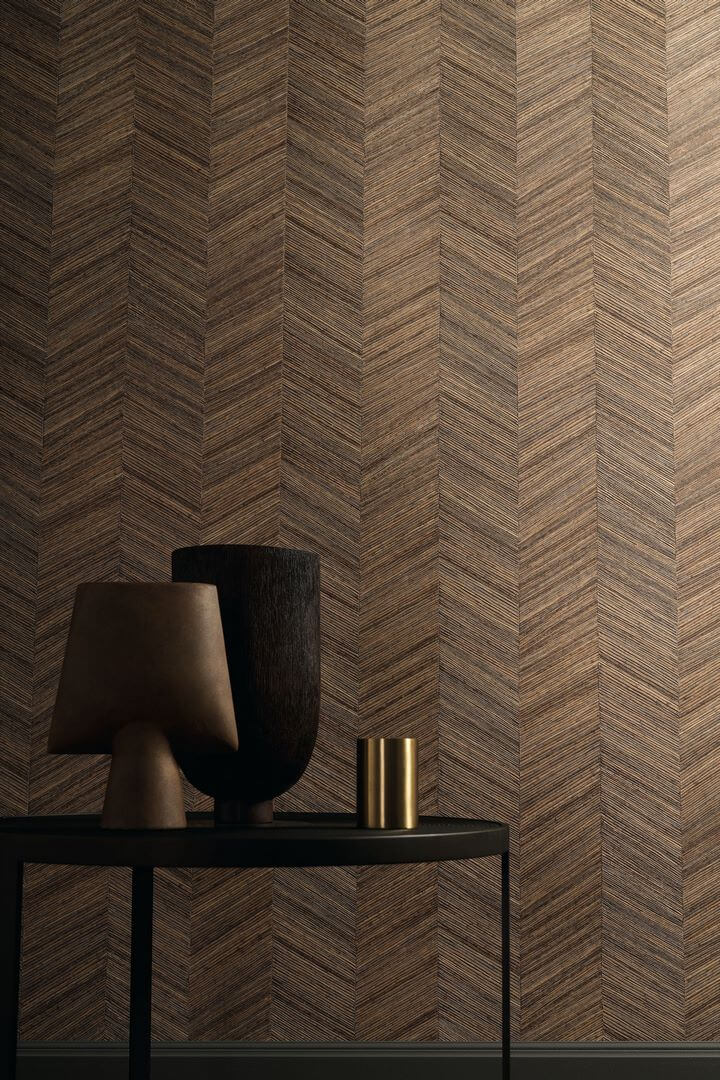 Vinyl wallpaper on fleece with herringbone pattern OCOTEA - SEPIA warm brown