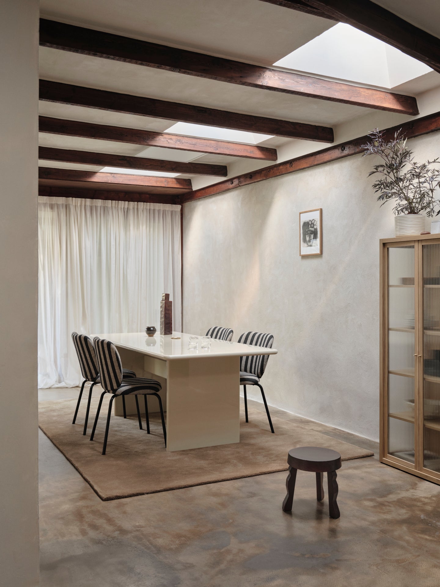 RICO Louisiana Armchair in Chocolate with Black Base