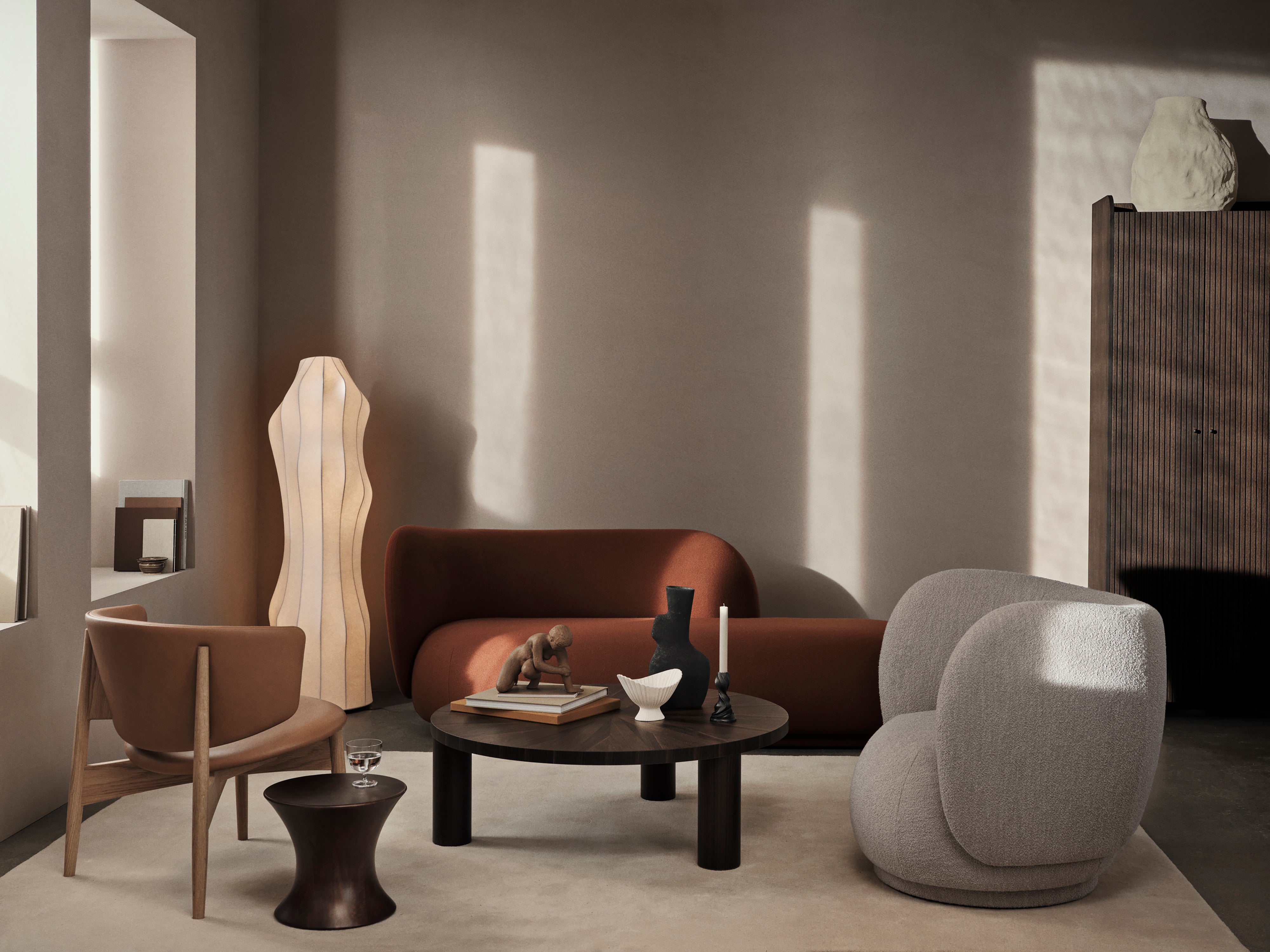 Sofa lewostronna RICO DIVAN Wool Boucle karmelowy