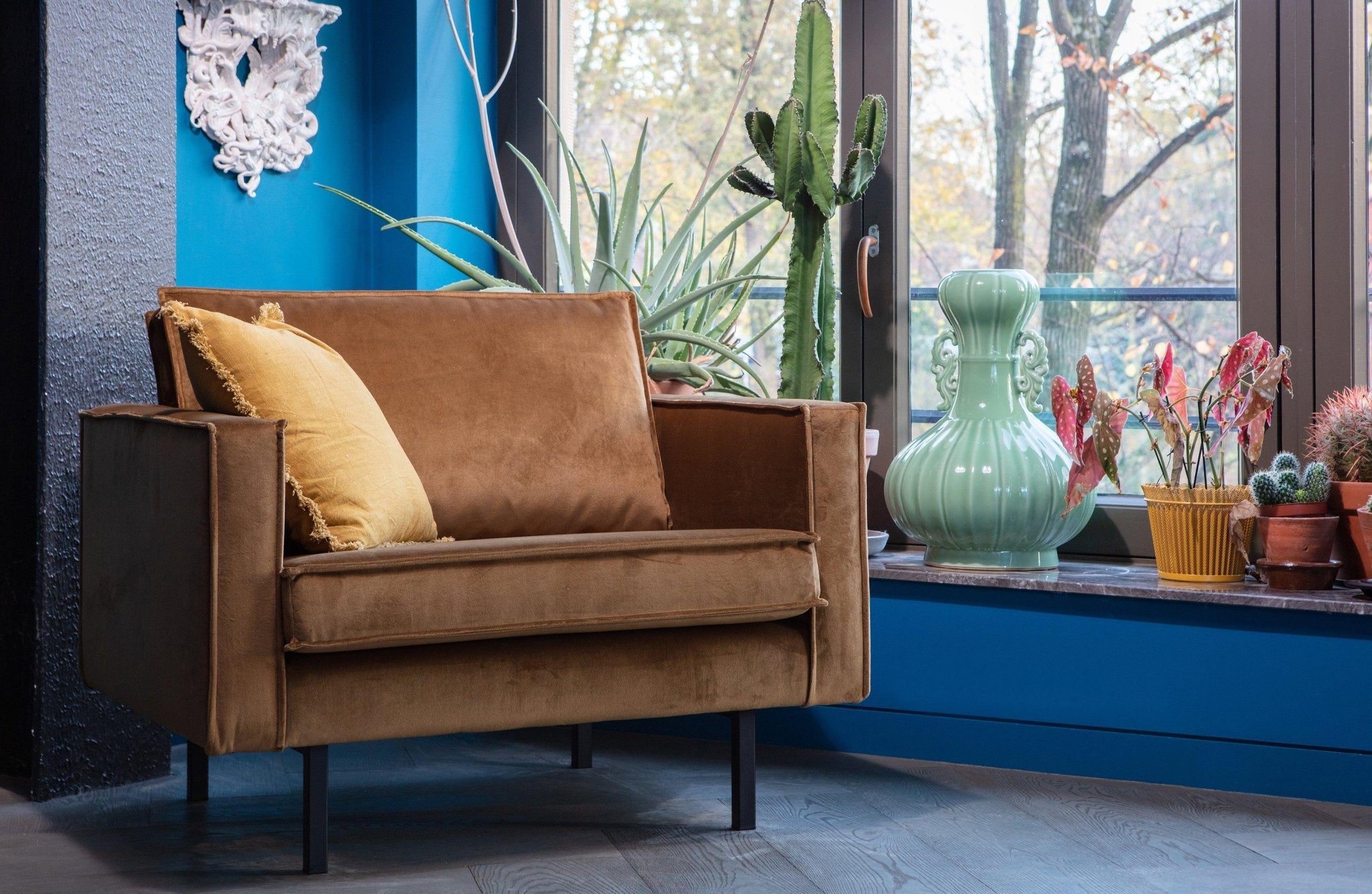 Fotel aksamitny RODEO CLASSIC taupe