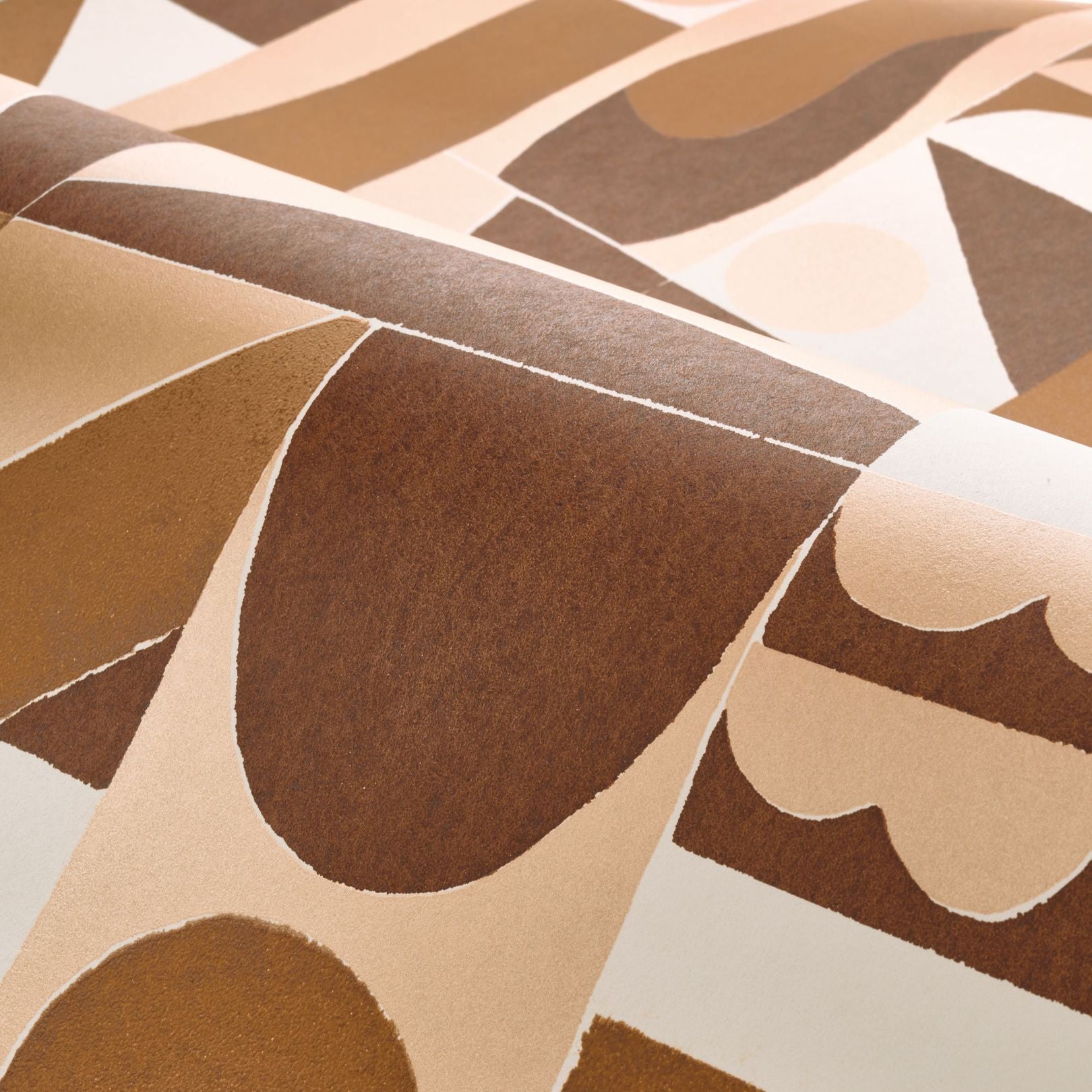 Structural wallpaper with geometric pattern GOURNA - TERRACOTTA/CUIVRE terracotta with bronze
