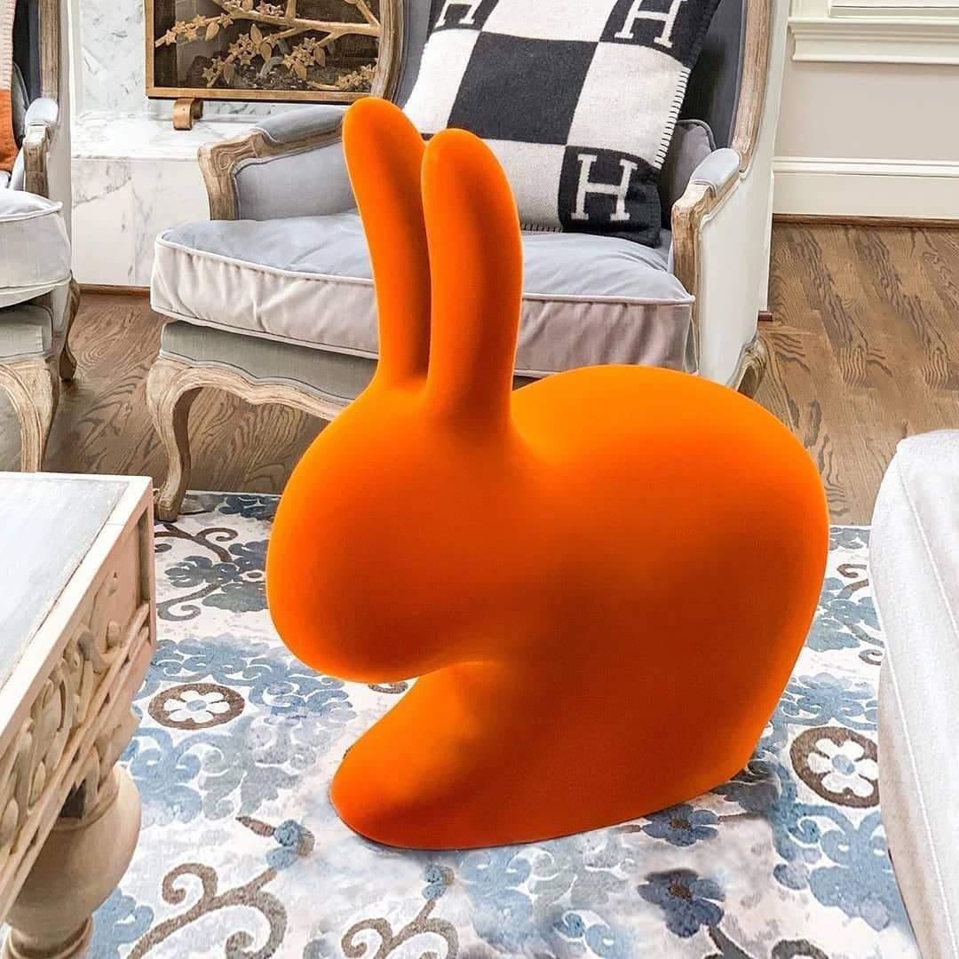 Krzesło RABBIT VELVET pomarańczowy Qeeboo    Eye on Design