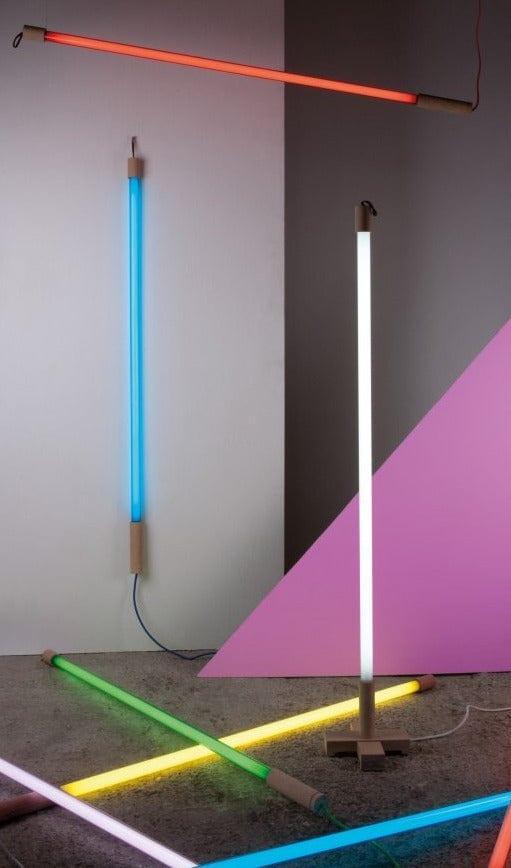 Lampa LED LINEA niebieski Seletti    Eye on Design