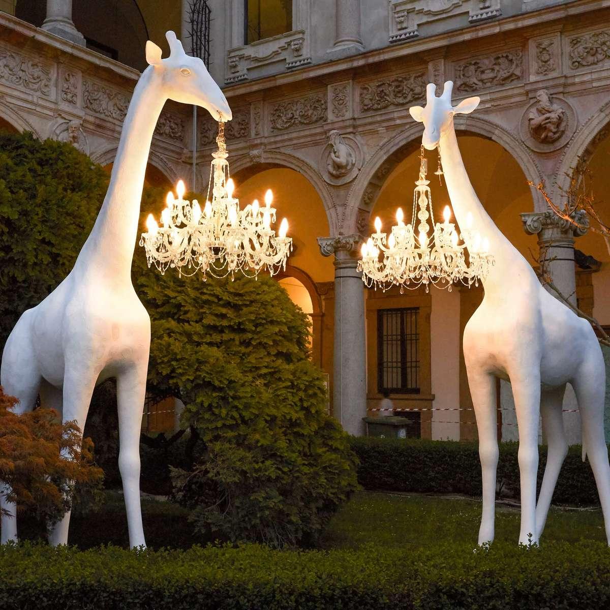 Lampa zewnętrzna GIRAFFE IN LOVE XL biała Qeeboo    Eye on Design