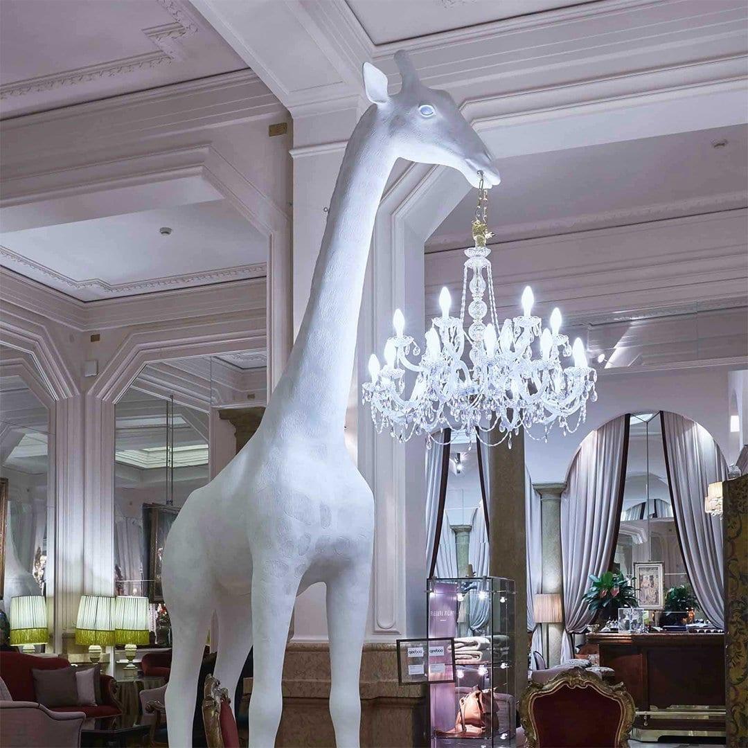 Lampa zewnętrzna GIRAFFE IN LOVE XL biała Qeeboo    Eye on Design