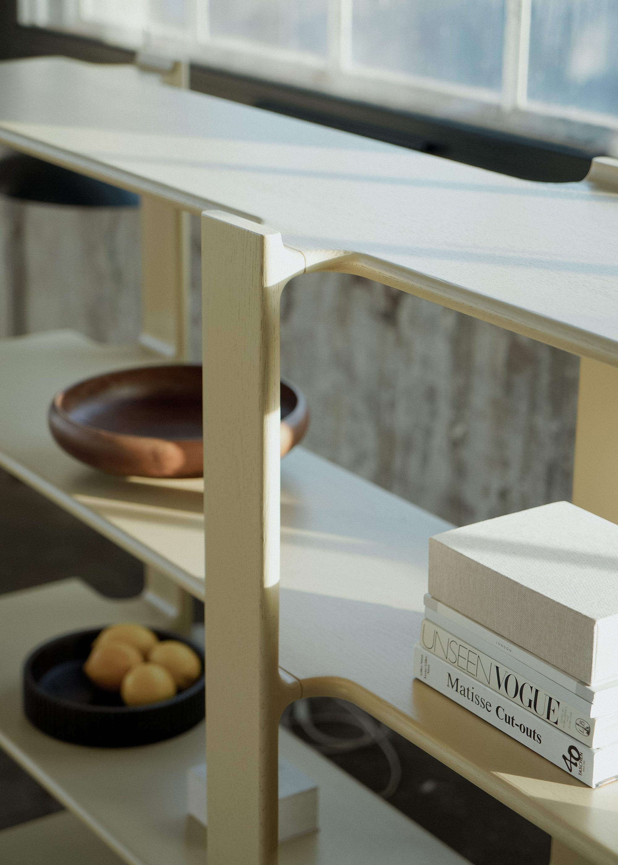 LIGO DUO Shelf in Ebony Oak Wood