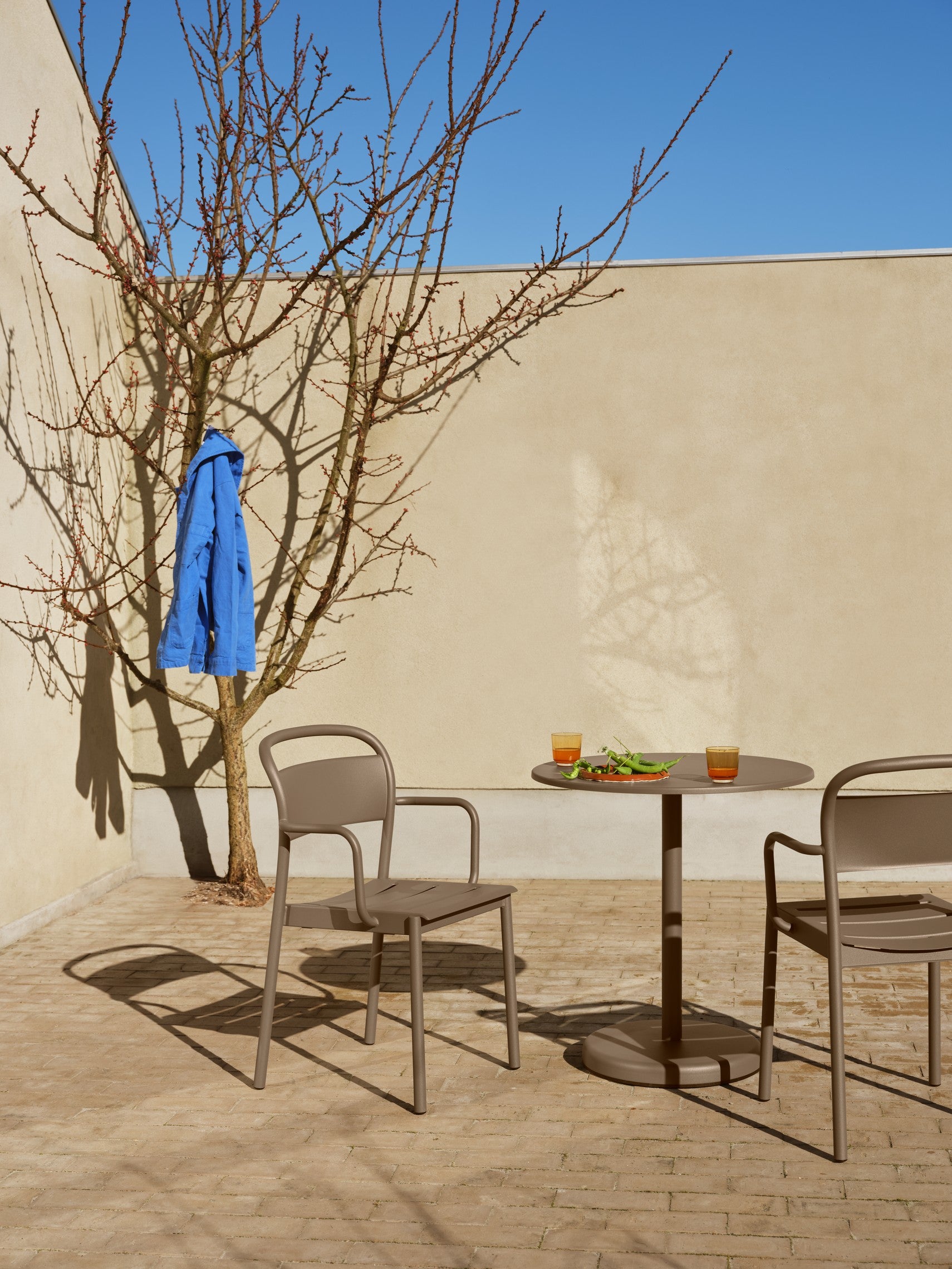 LINEAR outdoor armchair gray steel [Amelia]
