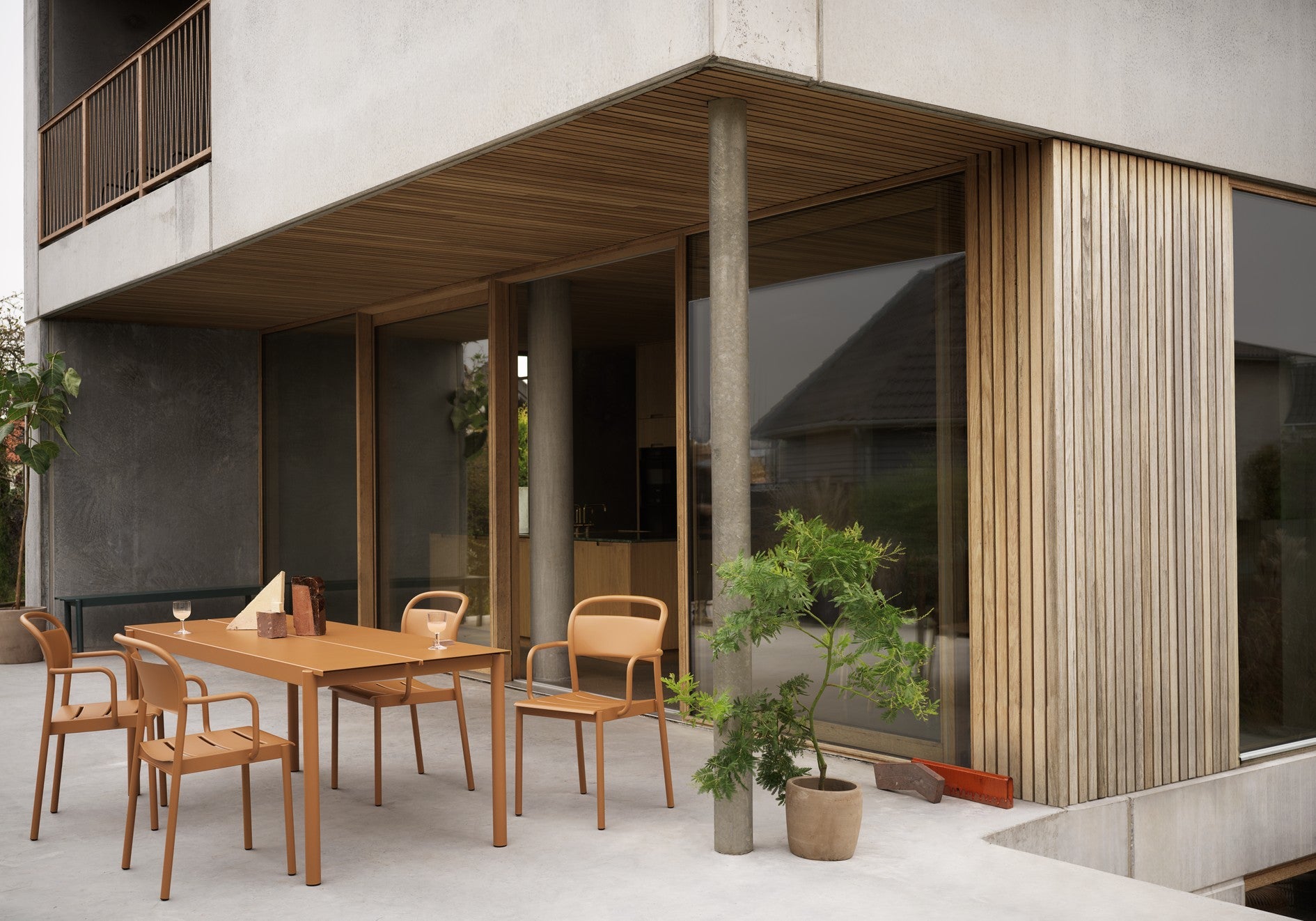 LINEAR outdoor armchair orange steel [Amelia]