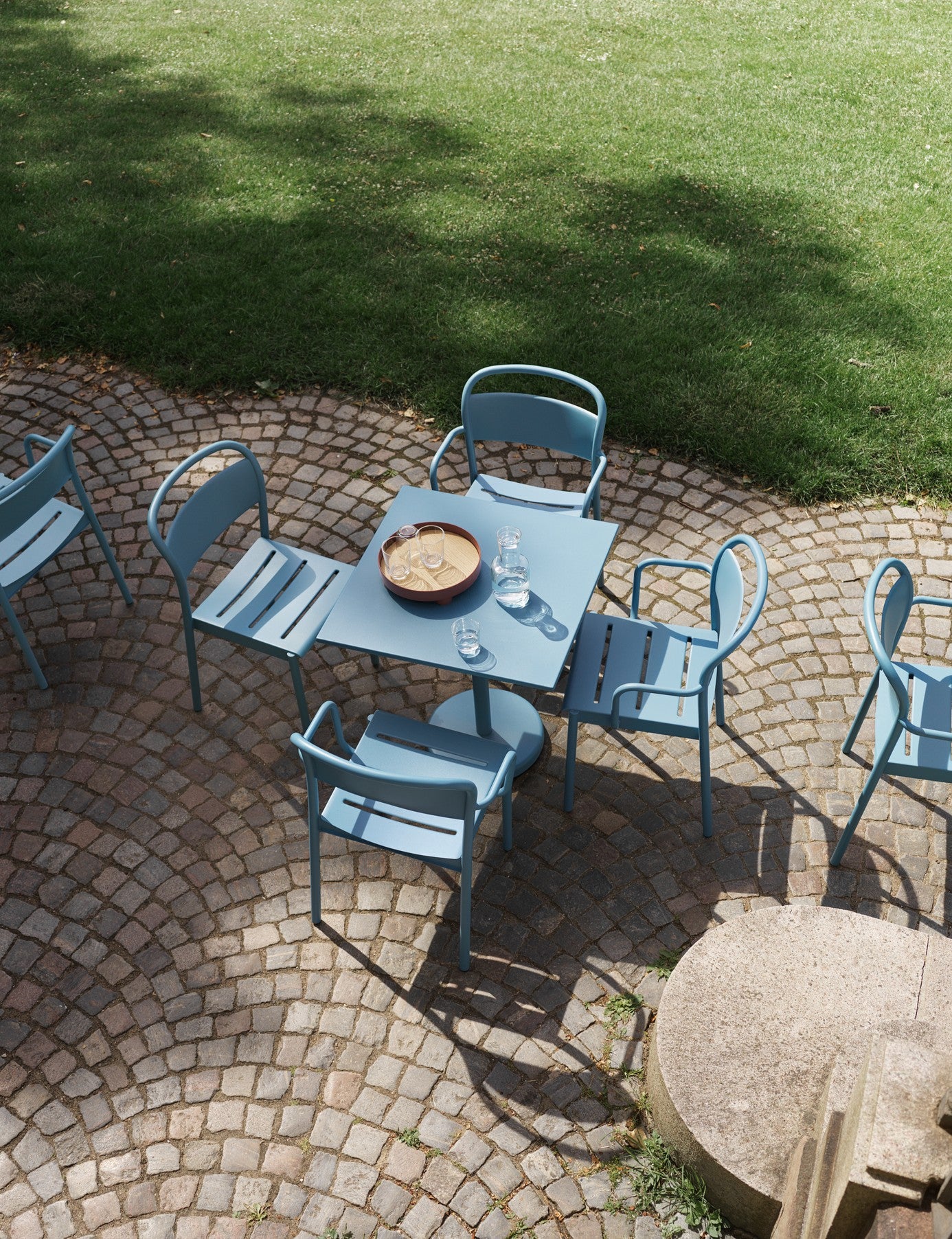 LINEAR blue steel armchair outdoor [Amelia]