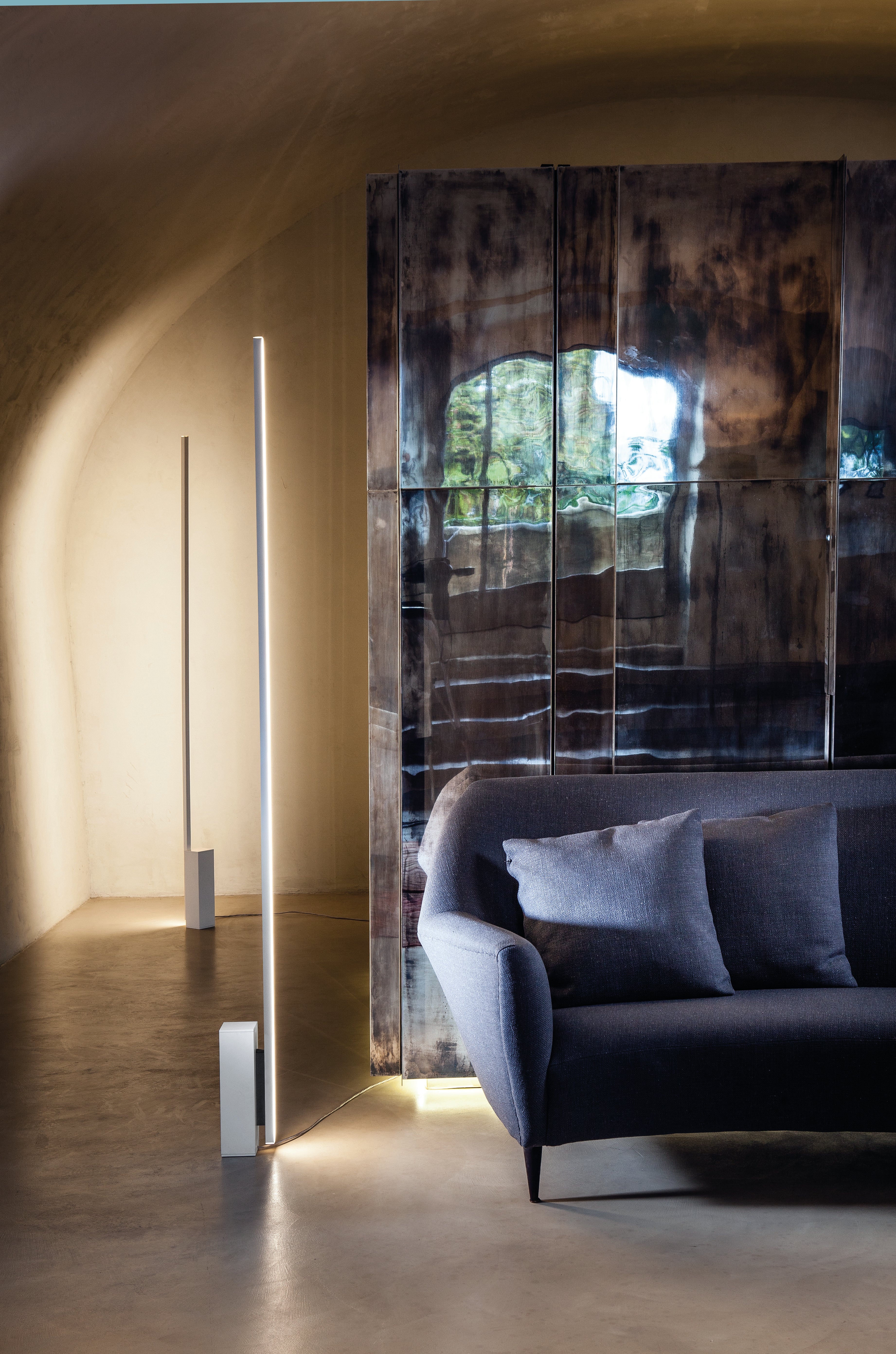 Lampa podłogowa LINESCAPES biały