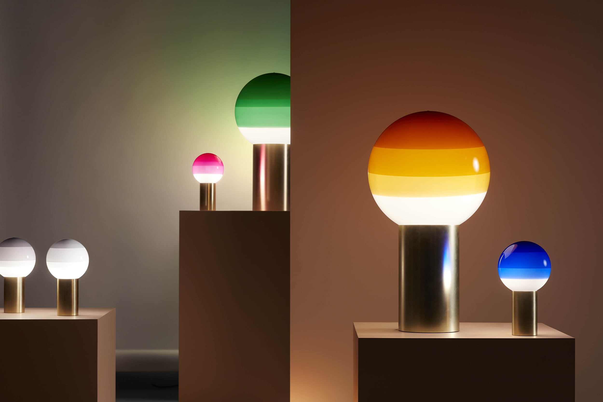 Lampa stołowa DIPPING kremowy ze złotą podstawą