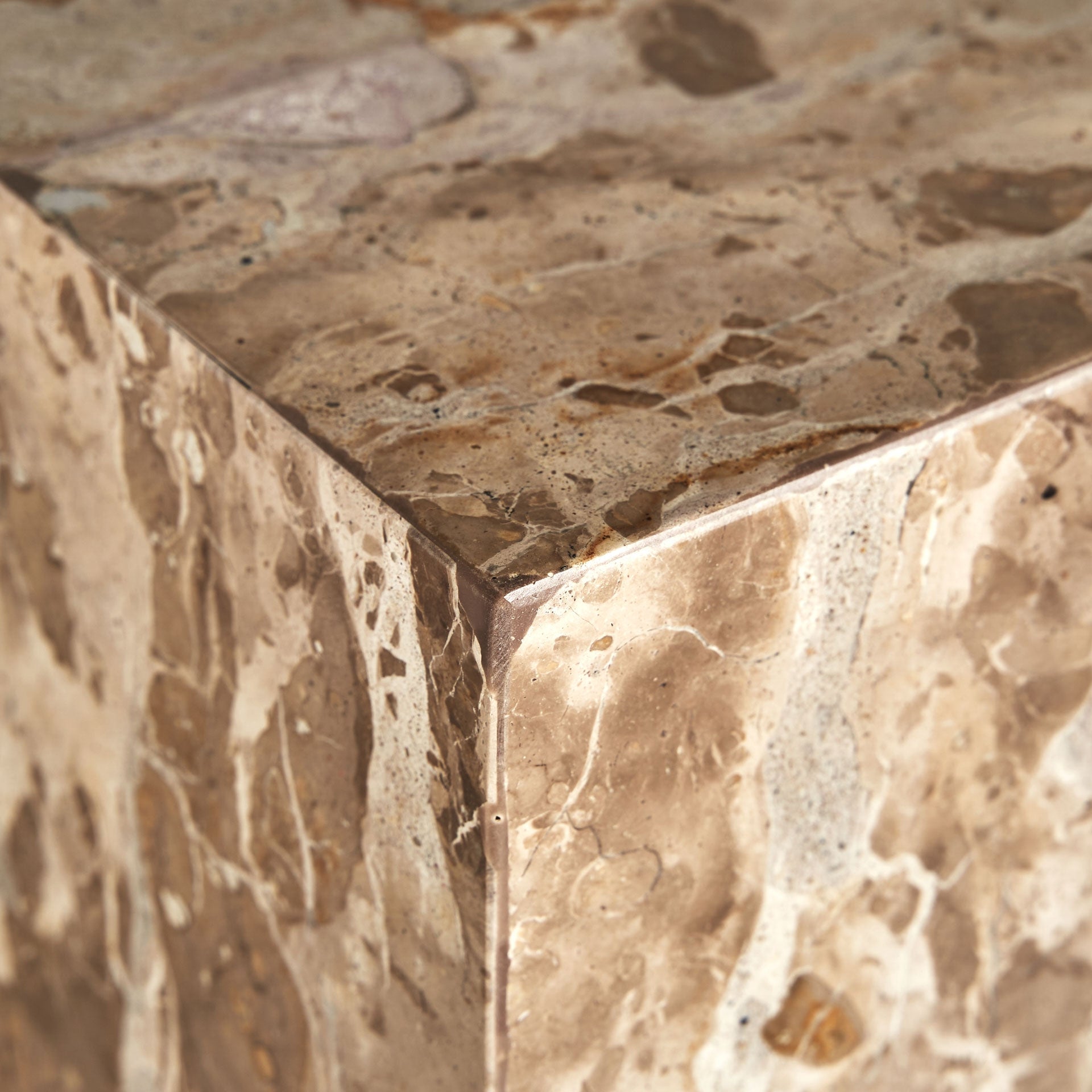 GROV Side Table Beige Marble