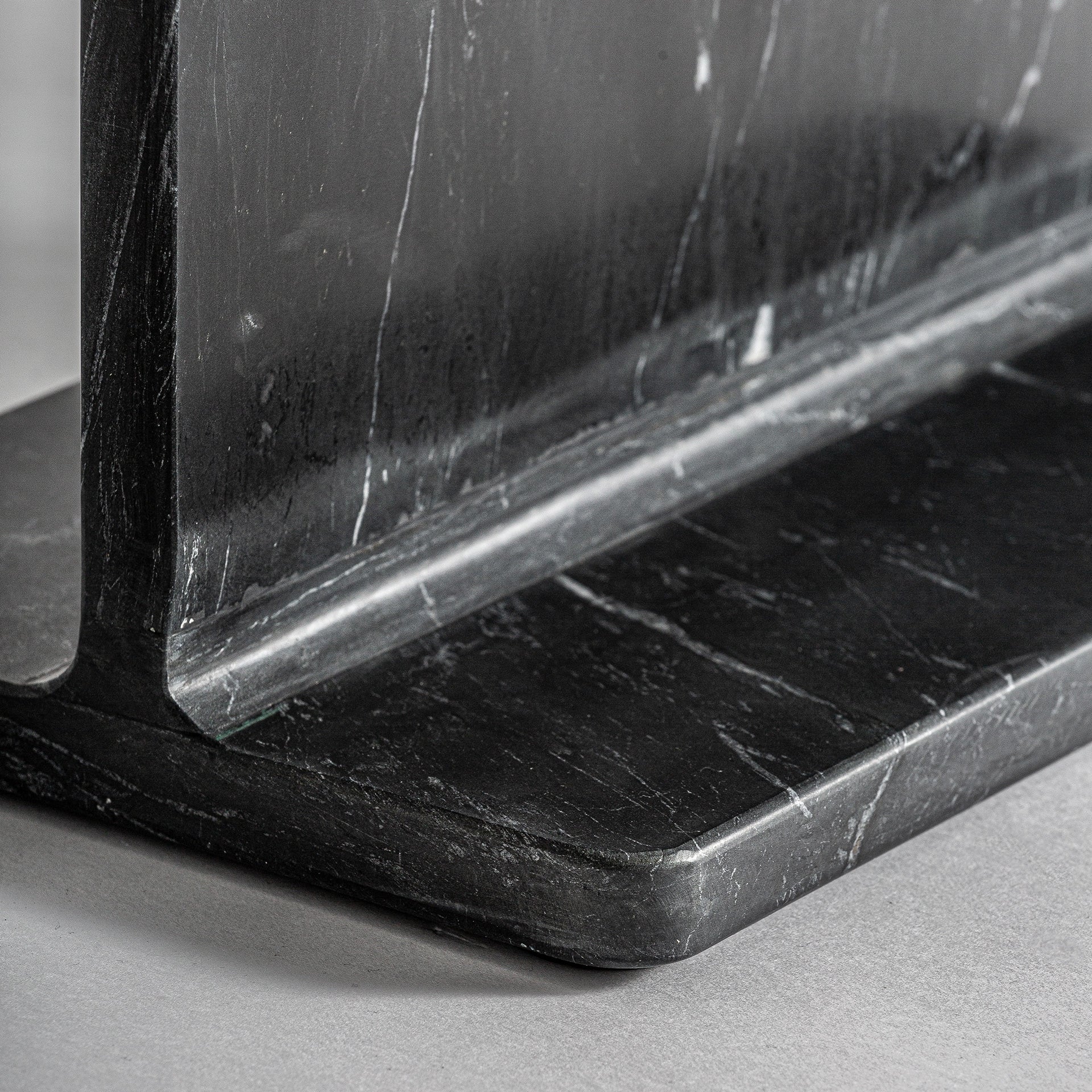 MARQUINA Side Table Black Marble