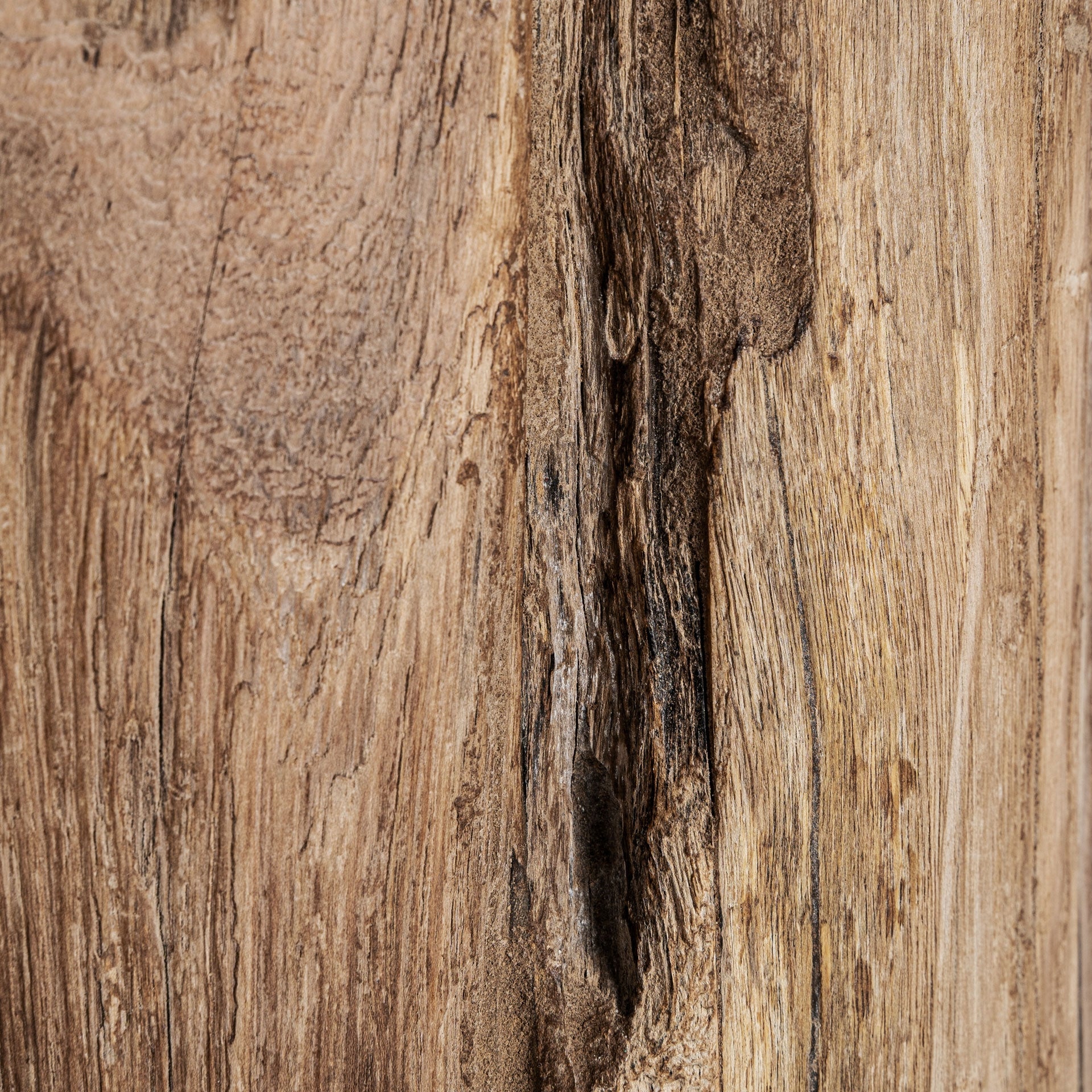 Kaffeetisch ERLOY aus recyceltem Teakholz