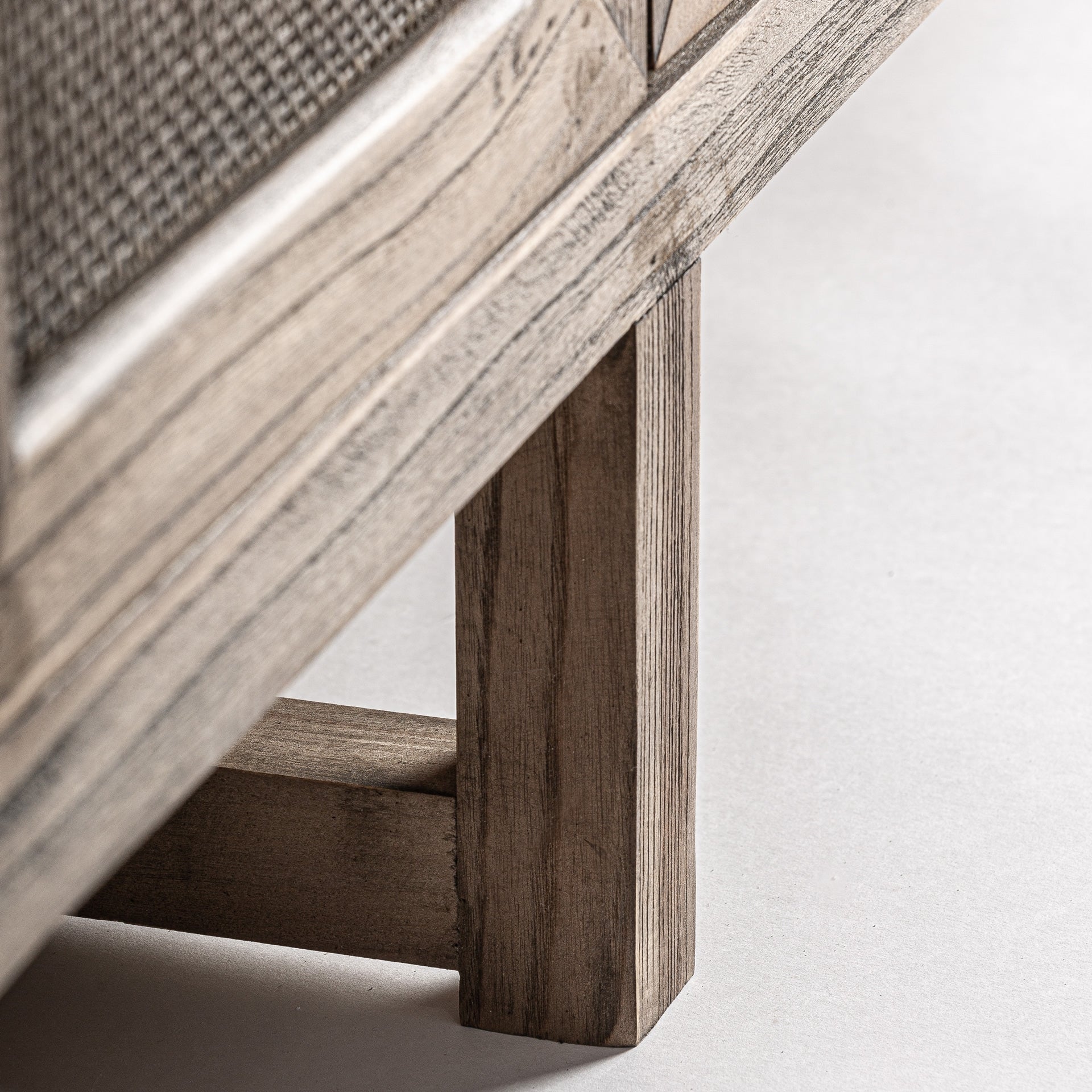 BYREMO TV Cabinet in Elm Wood