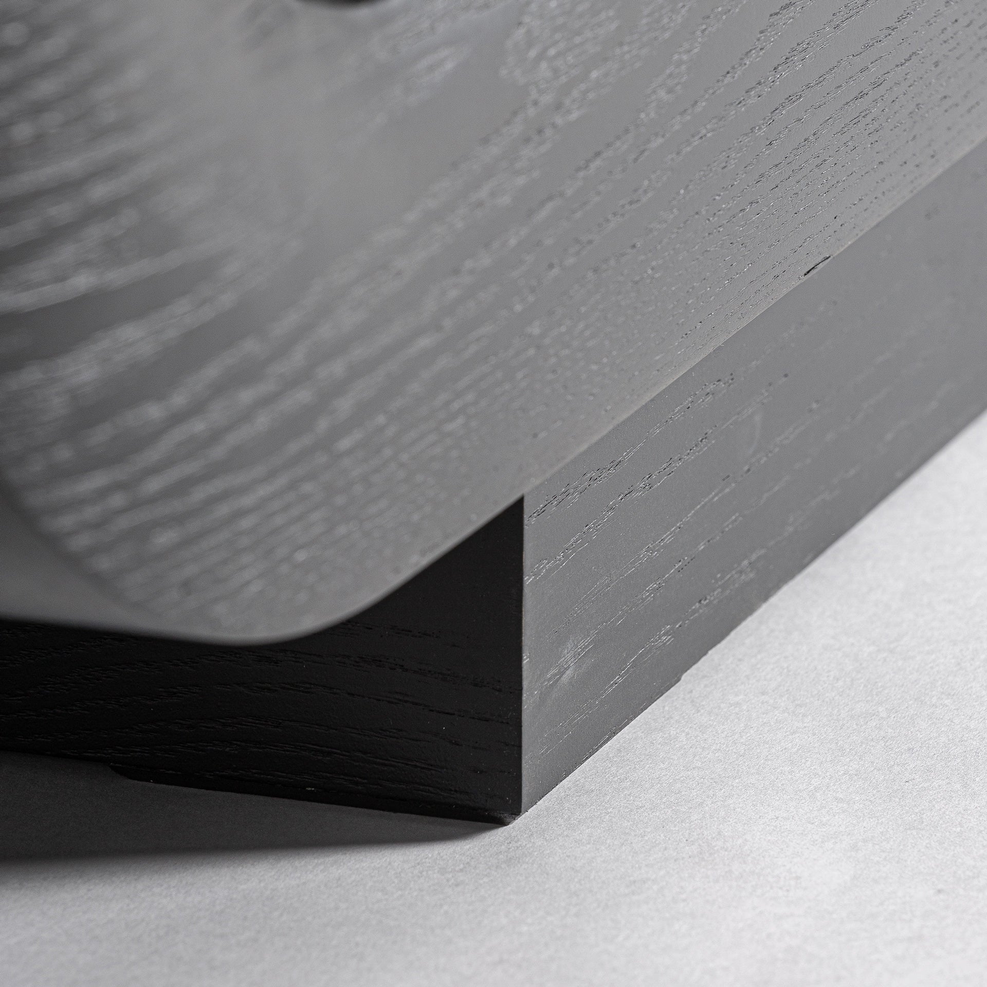 CHAMONIX TV Stand Black Oak [Amelia]