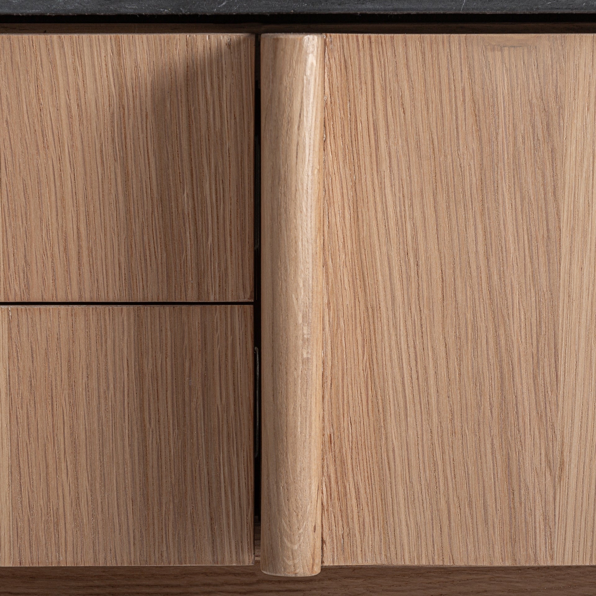 Szafka RTV NARA drewno dębowe z marmurowym blatem