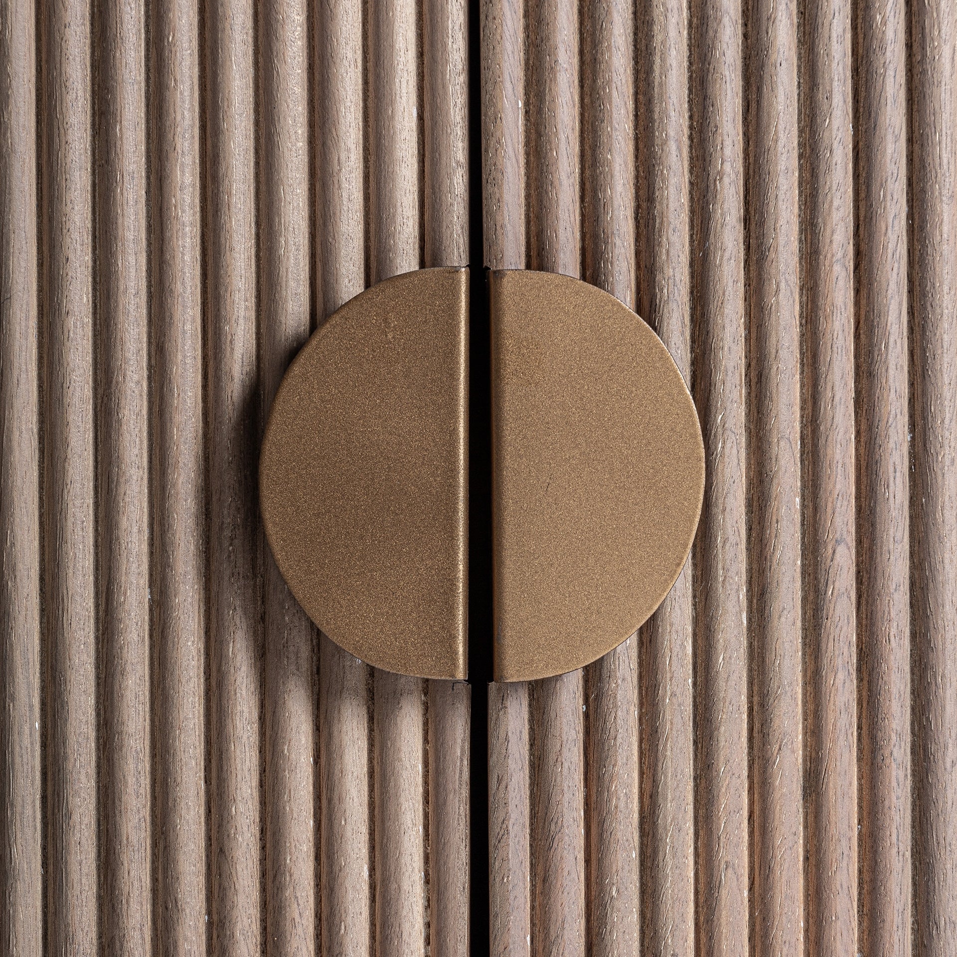 Szafka RTV ZERF drewno mango z marmurowym blatem