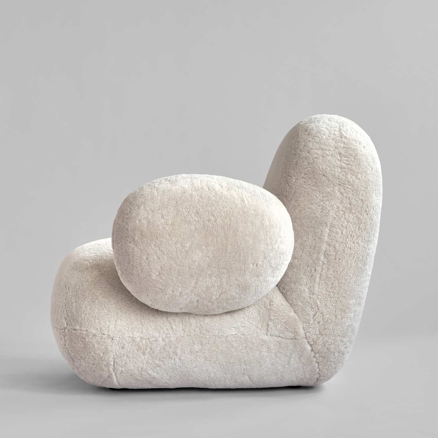 Fotel w tkaninie Sheepskin TOE FLAT złamana biel