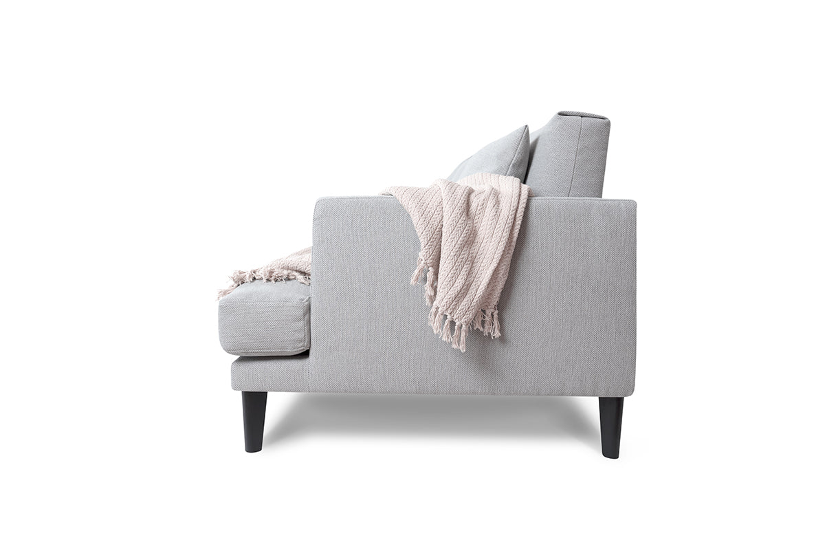 Sofa PARADISE tapicerowana z dębową podstawą