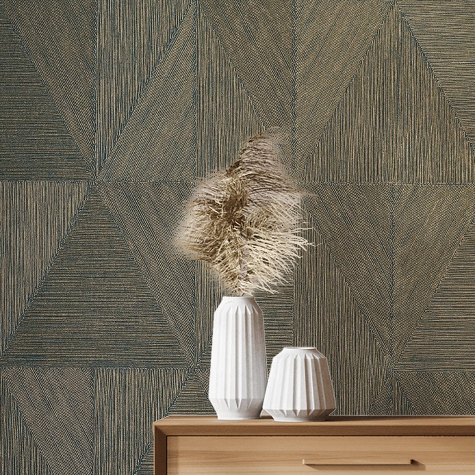 Tapeta metaliczna z geometrycznym wzorem PARANGON - EMERAUDE/DORE szmaragdowy ze złotym