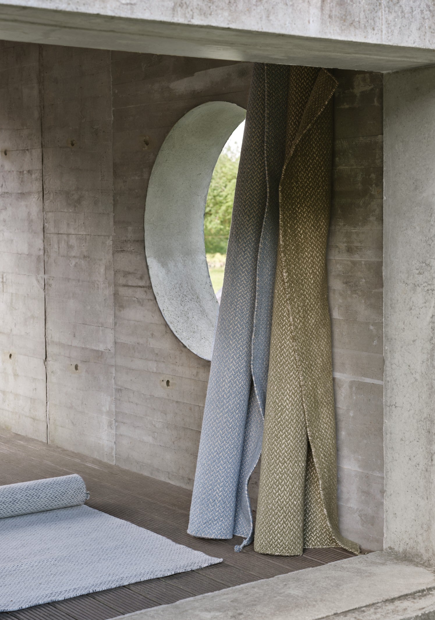 Outdoor rug PLY black and white