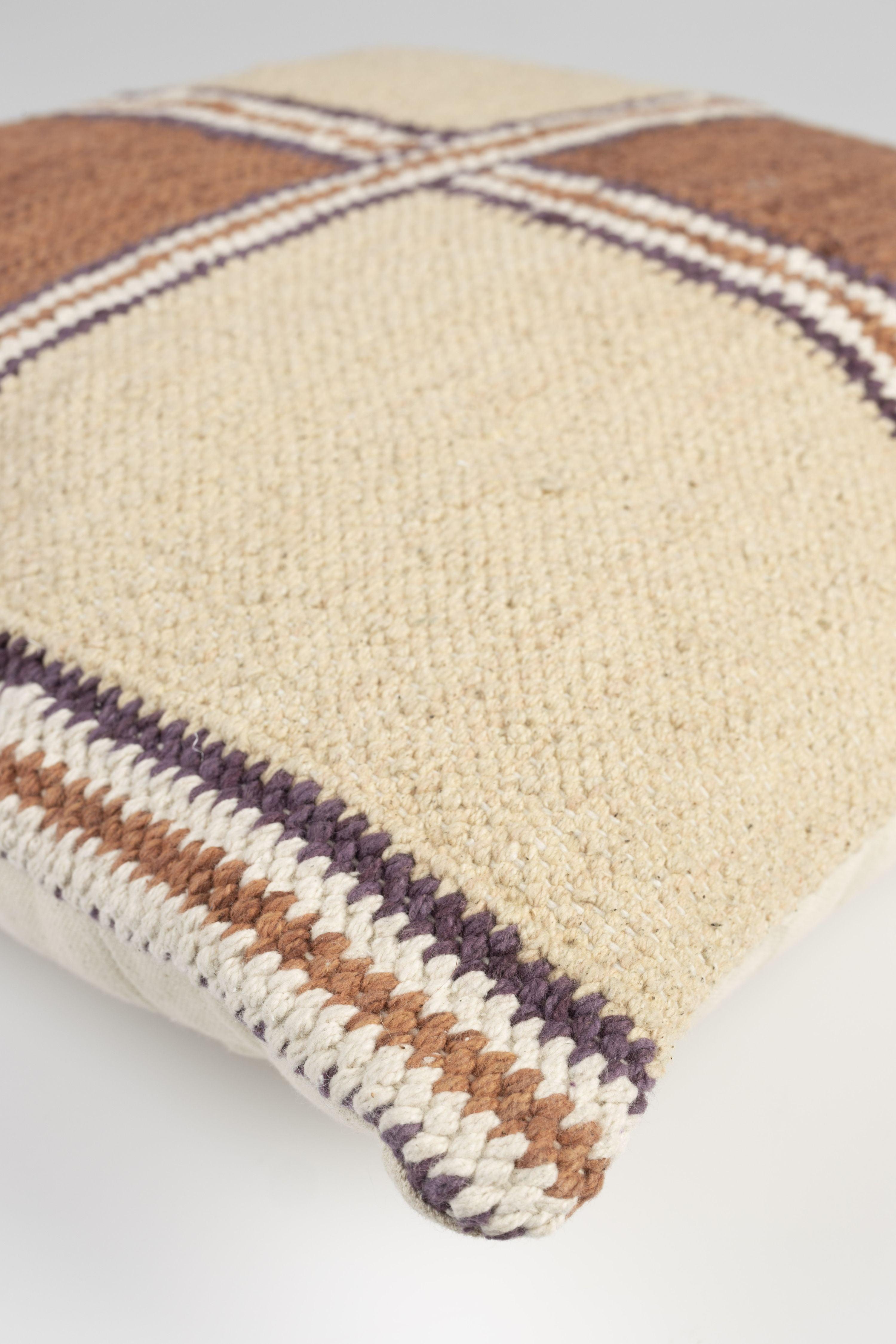 Gambit Cushion 45x45 Dutchbone    Eye on Design