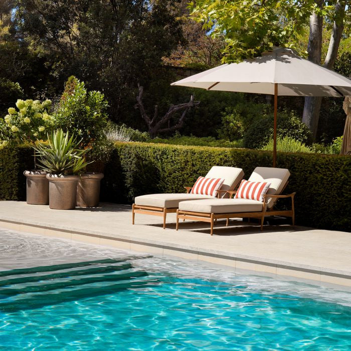 Gartenliege MANZO gebrochenes Weiß