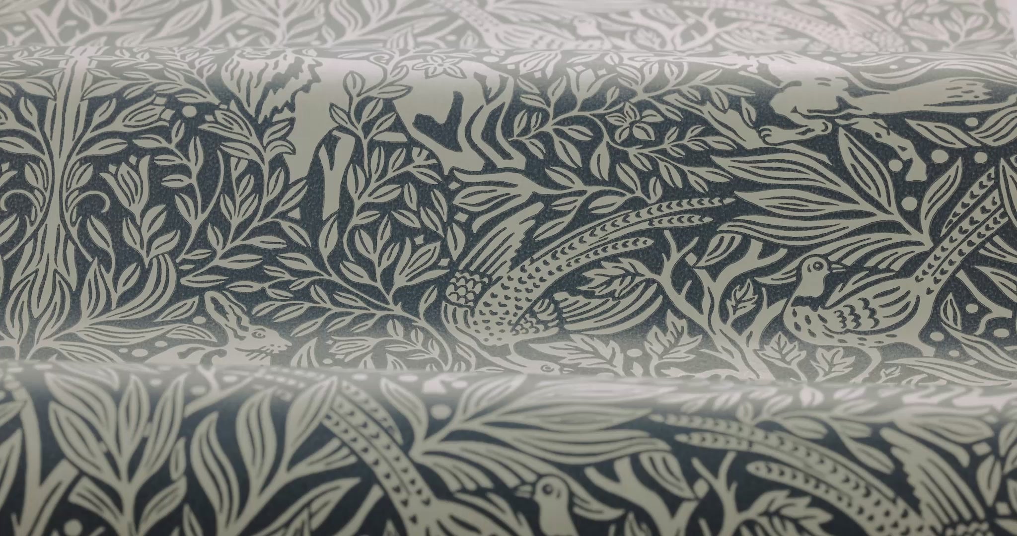 Wallpaper with a botanical pattern and forest theme UNDER THE ELDER TREE navy blue with white