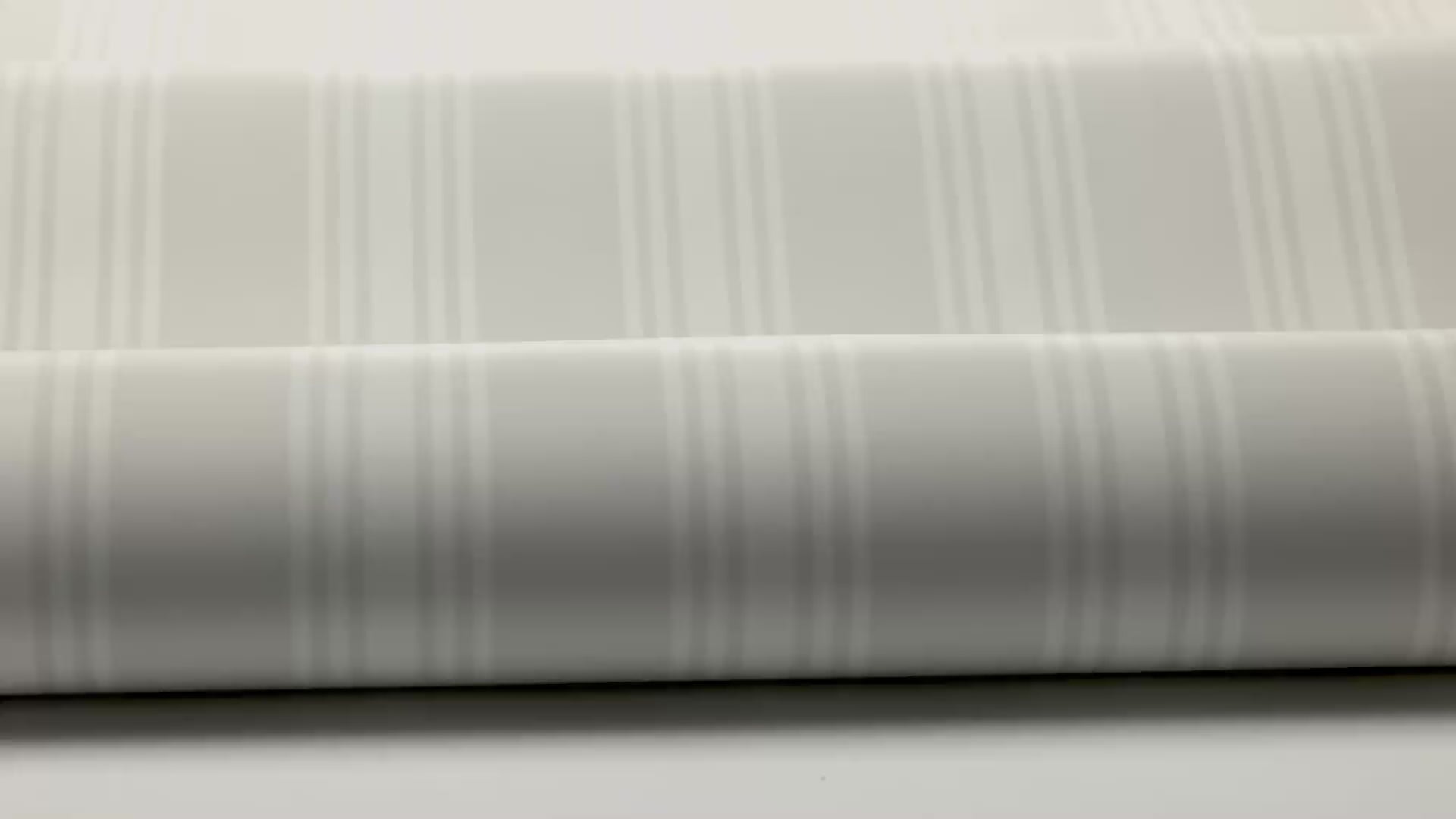 Tapete mit Streifen GUNNEBO hellrosa mit Weiß