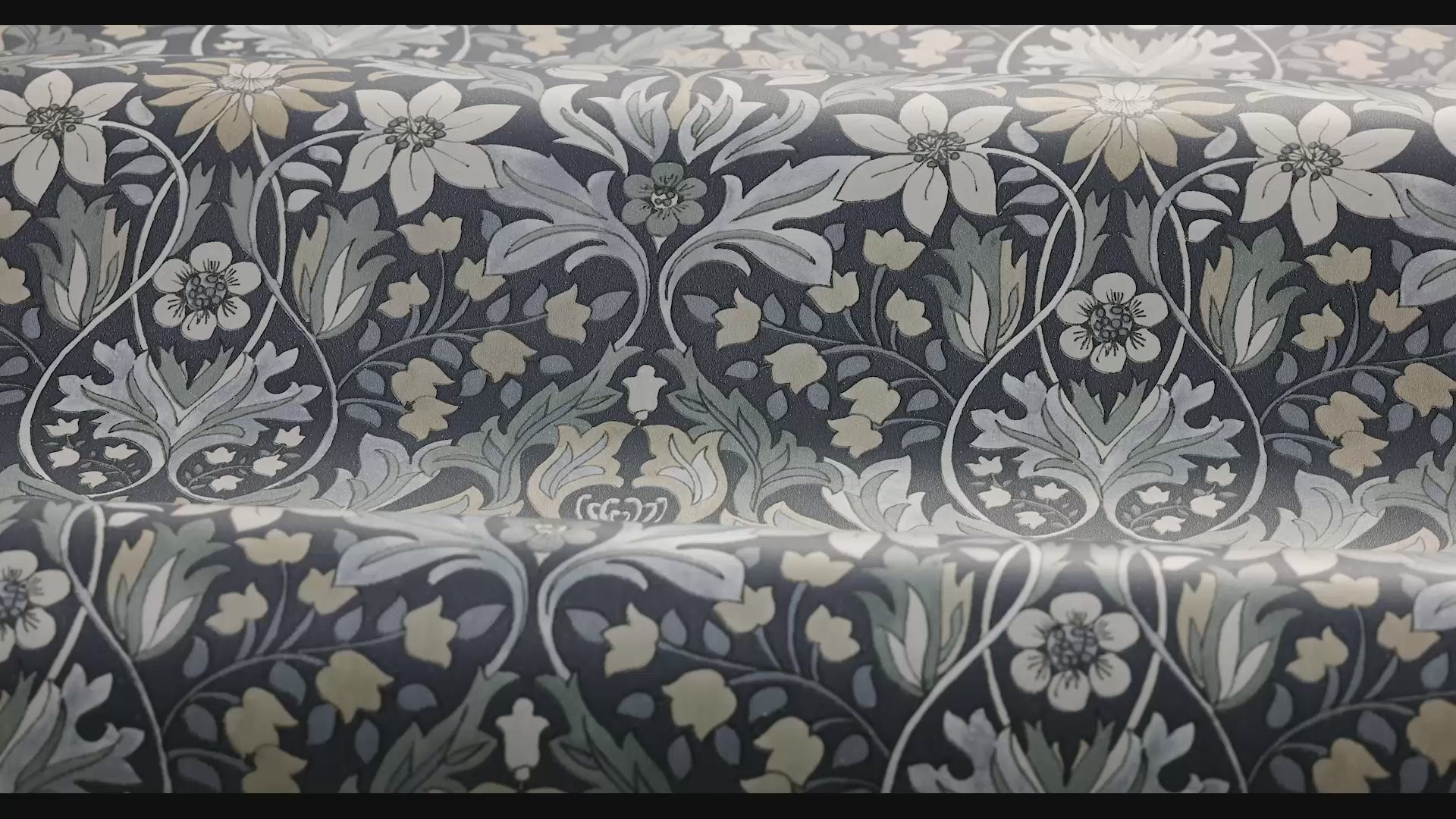 Floral Pattern Wallpaper BLOMSTERFRÖJD Navy with Green