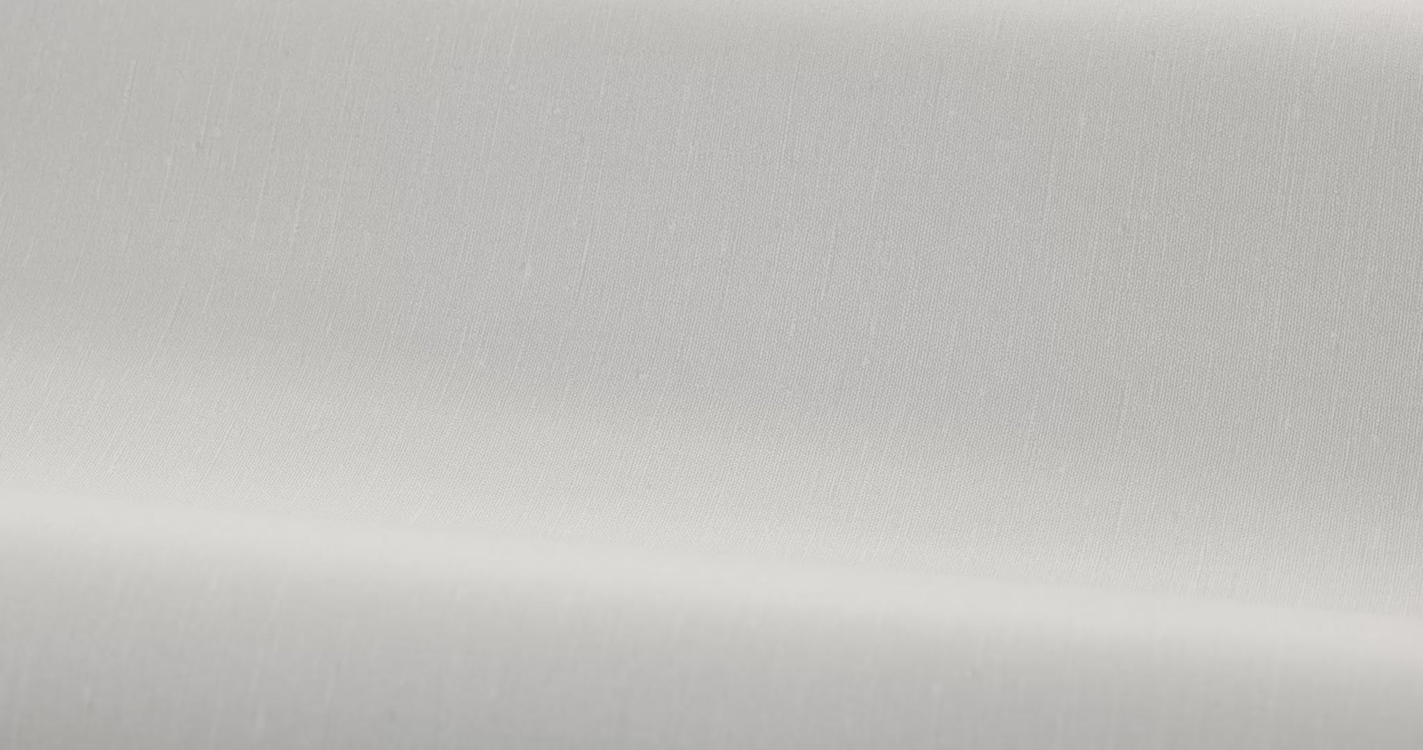 Strukturierte Tapete, die Leinen imitiert - LUFTIGES GRAU, hellgrau