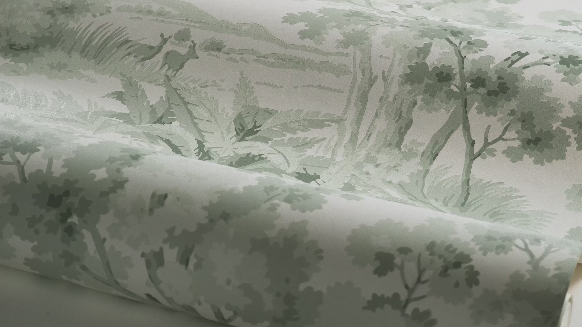 Non-woven paper wallpaper with a botanical pattern COUNTRYSIDE MORNING beige with green