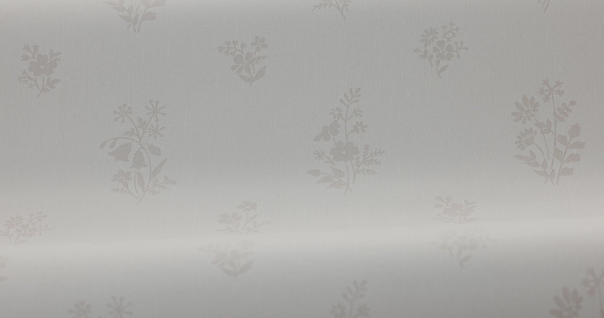 Non-woven paper wallpaper with a floral pattern PETIT FLEURS beige