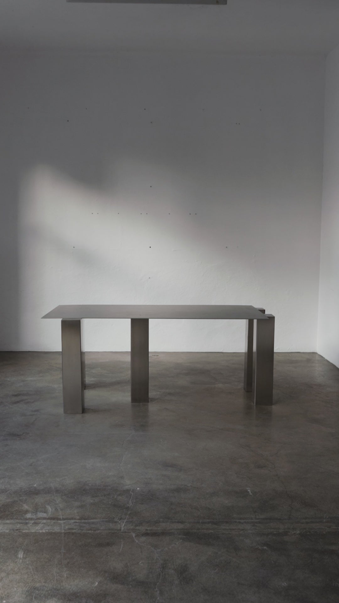 ATRIUM Steel Desk