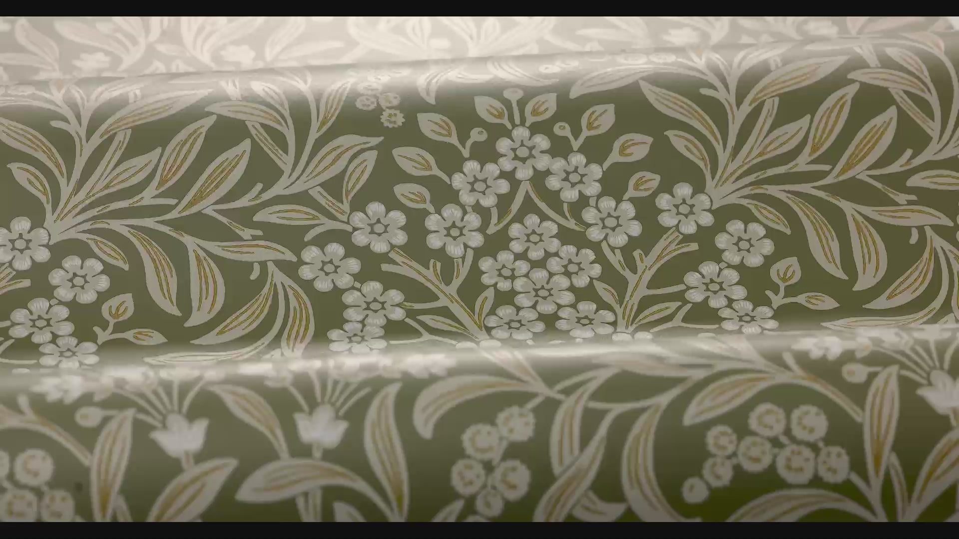 Non-woven paper wallpaper with a plant pattern KRYDDHYLLAN green with beige