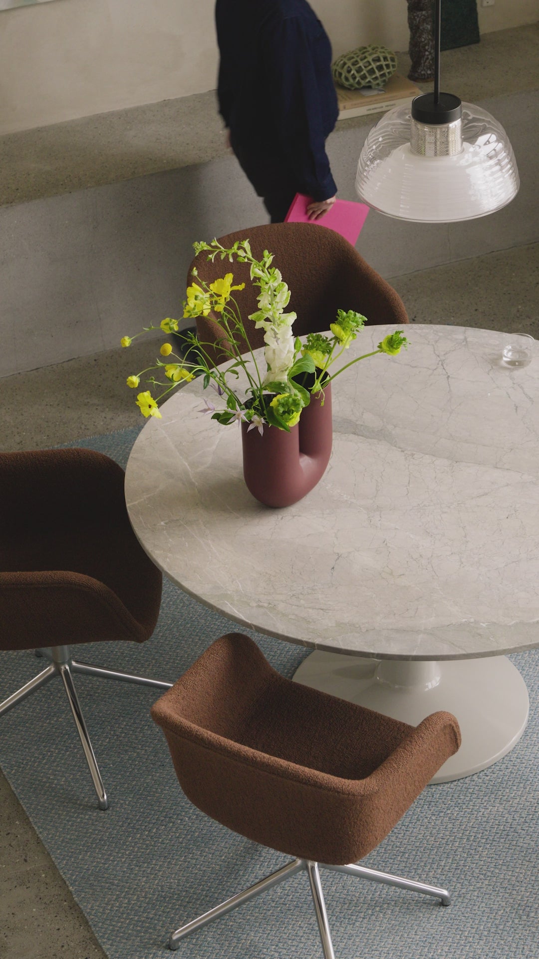 Round Table MIDST Gray Marble with Gray Base