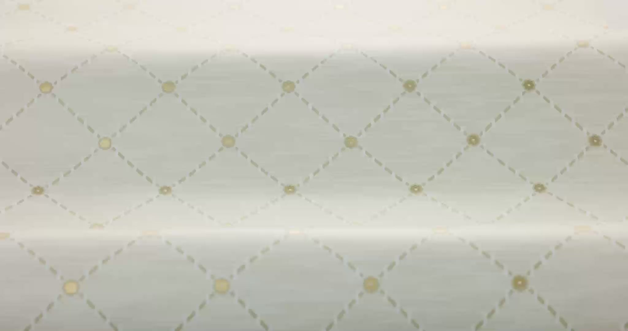Tapeta z motywem geometrycznym GOLDEN TRELLIS kremowy ze złotym