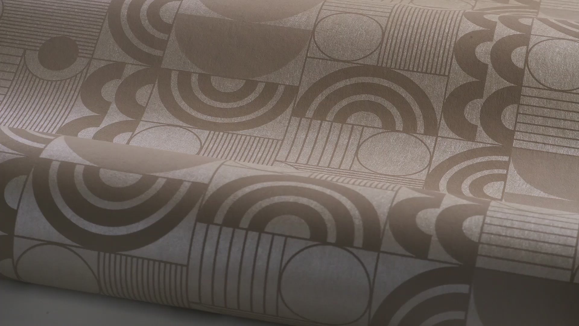 Non-woven paper wallpaper with a geometric pattern COSMOPOLITAN in powder pink