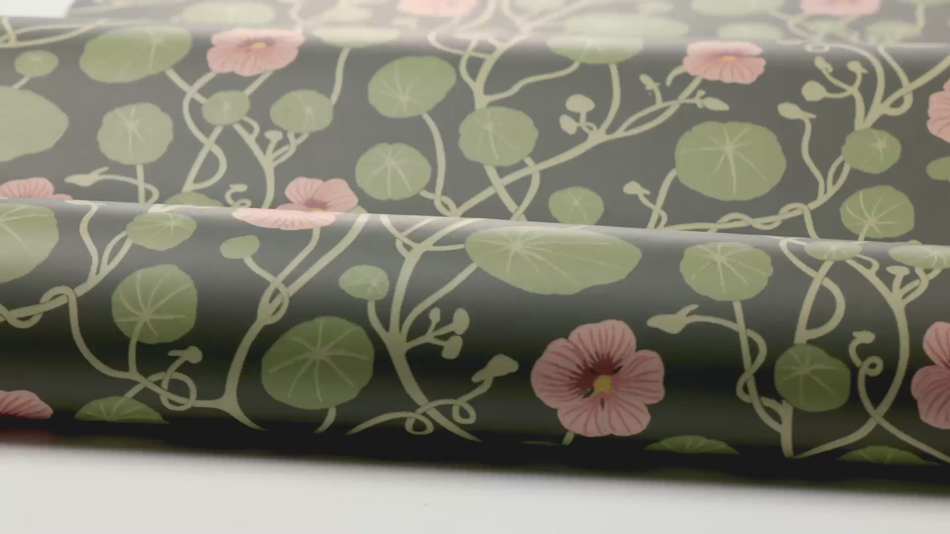 Tapete mit Pflanzenmotiv in Blumen KRASSE dunkelbraun mit grün